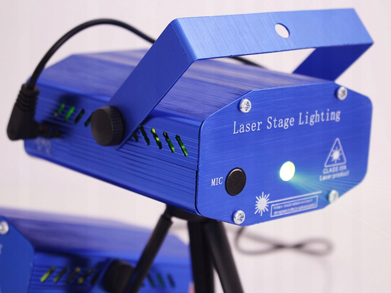 PROJEKTOR LASEROWY 3D LASER DISCO CZUJNIK DŹWIĘKU Marka DC