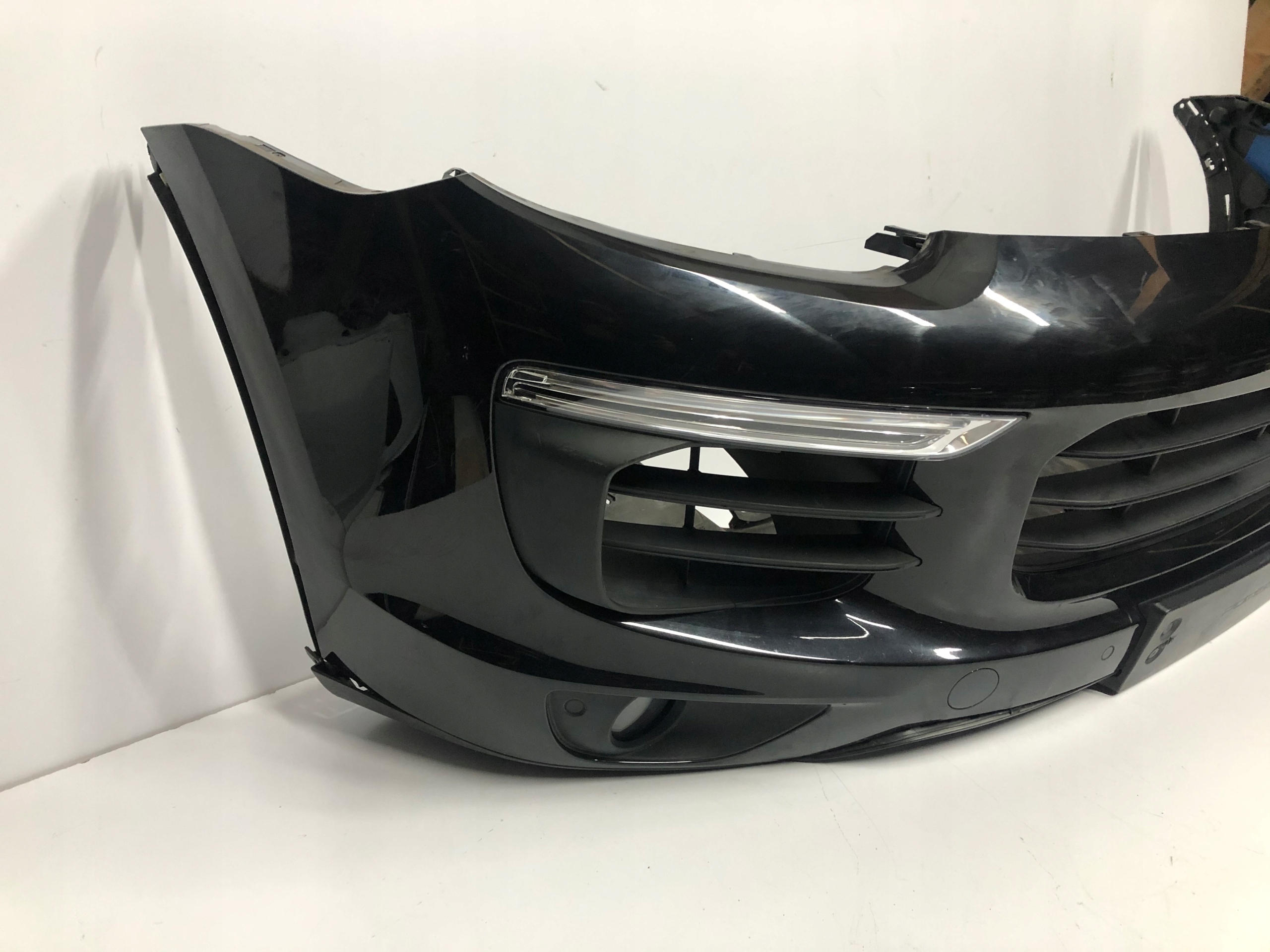 CAPOT PARE CHOC AILE PORSCHE CAYENNE 7P LIFT 15