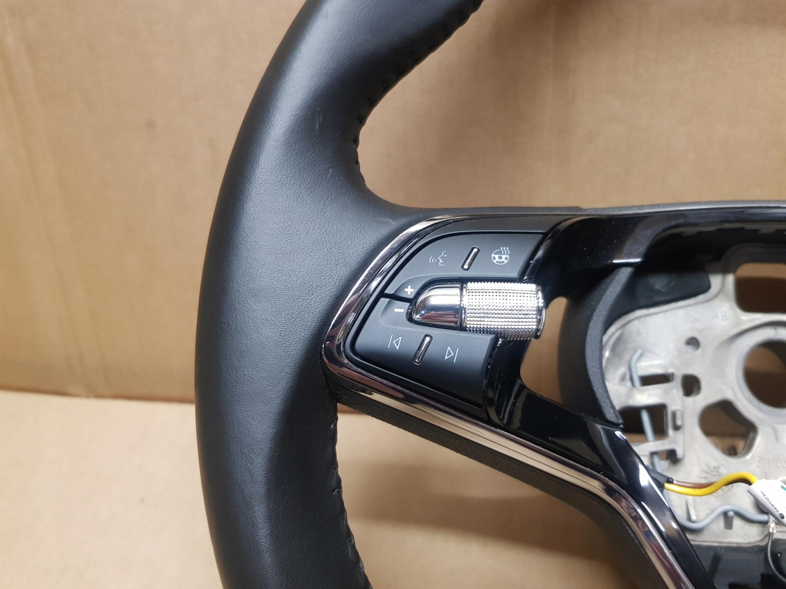 SKODA OCTAVIA IV KIEROWNICA 5E3959542D NOWA ! Numer katalogowy części 5E3