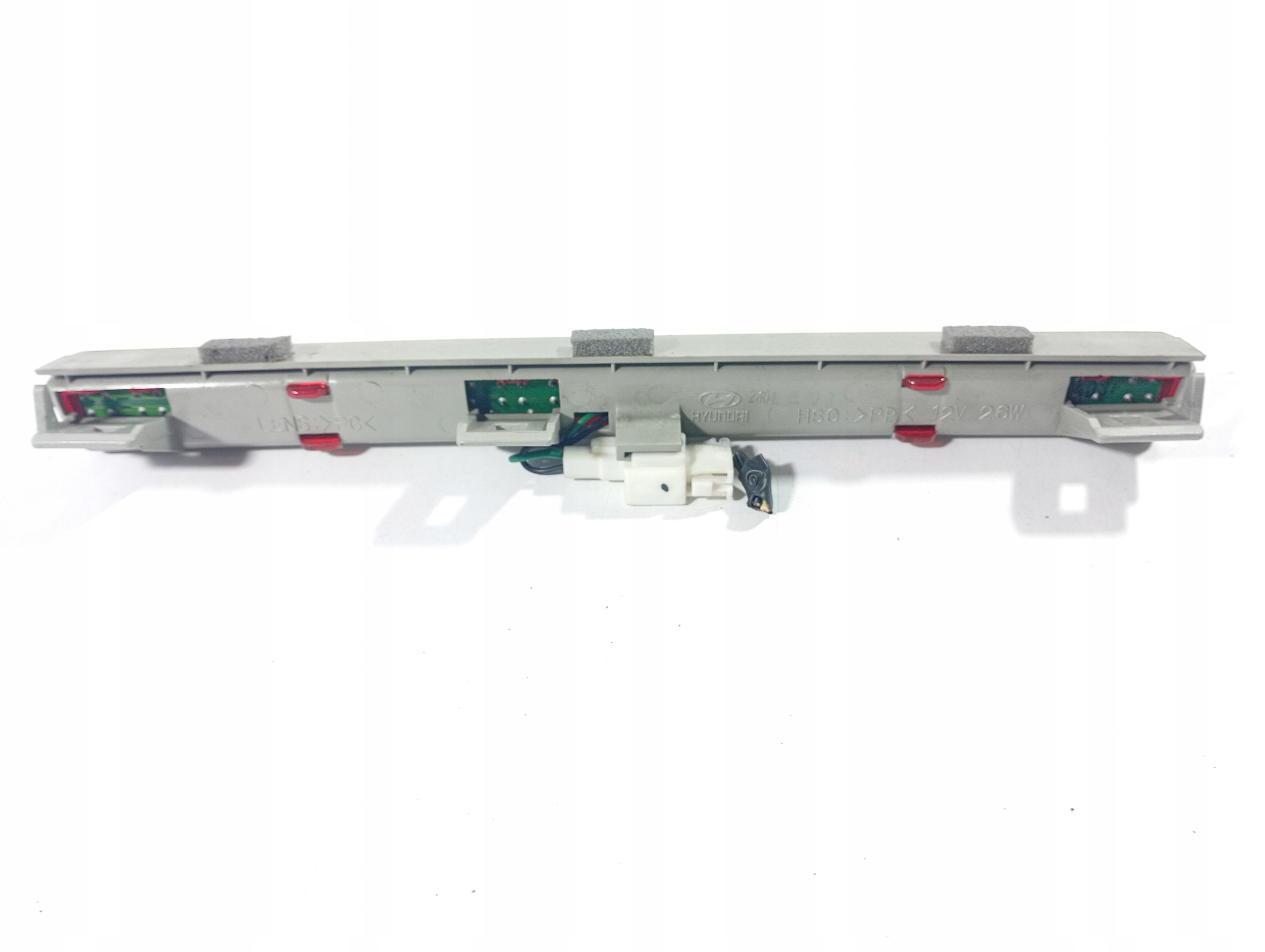 third light STOP OE 927502D2 Hyundai ELANTRA 3 III 03-06