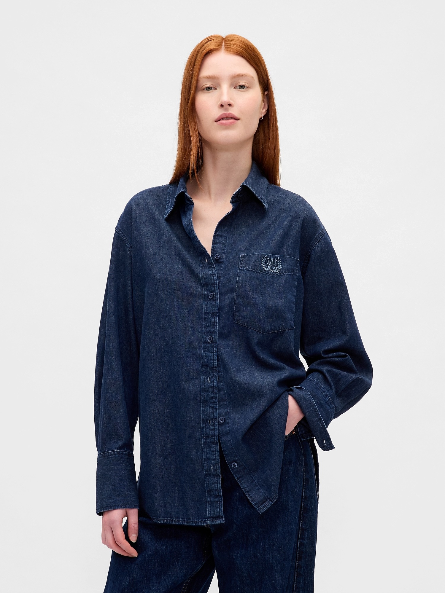Gap Oversize džínová košile s logem Big Shirt UltraSoft