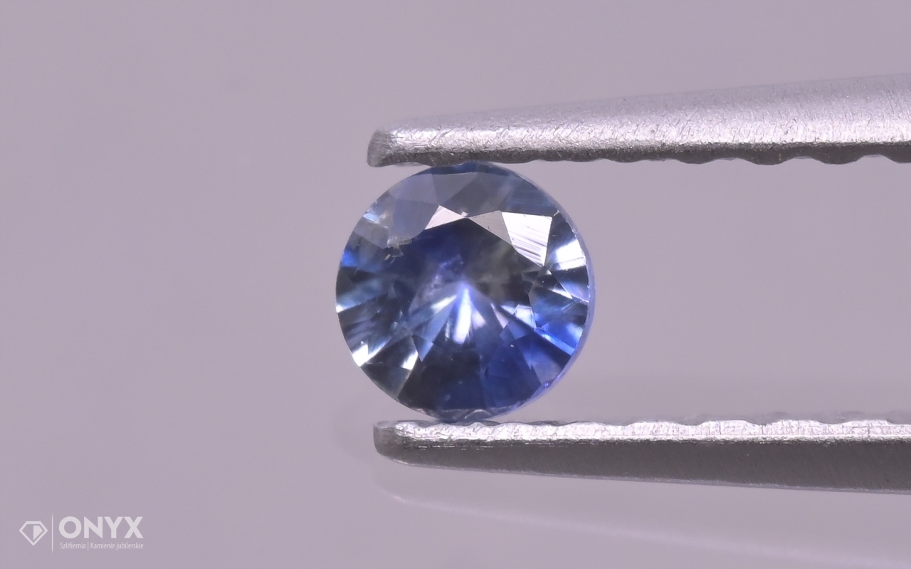 Fazetovaný safír kulatý fi 3 mm