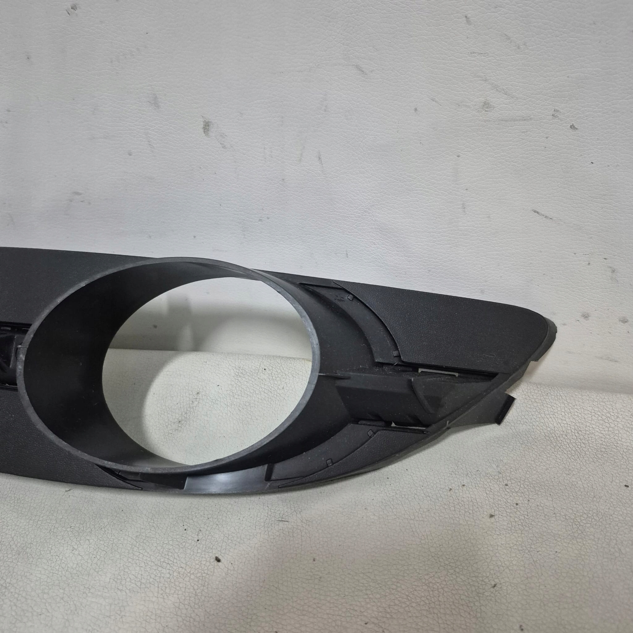 VW EOS 06-10r. -> grid of a bumper right front right front 1Q0853666B