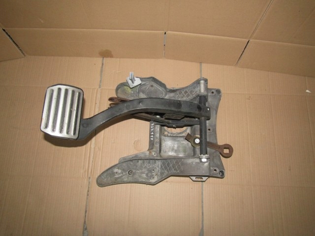 PORSCHE Cayenne 7L педаль тормоза 7L0723117