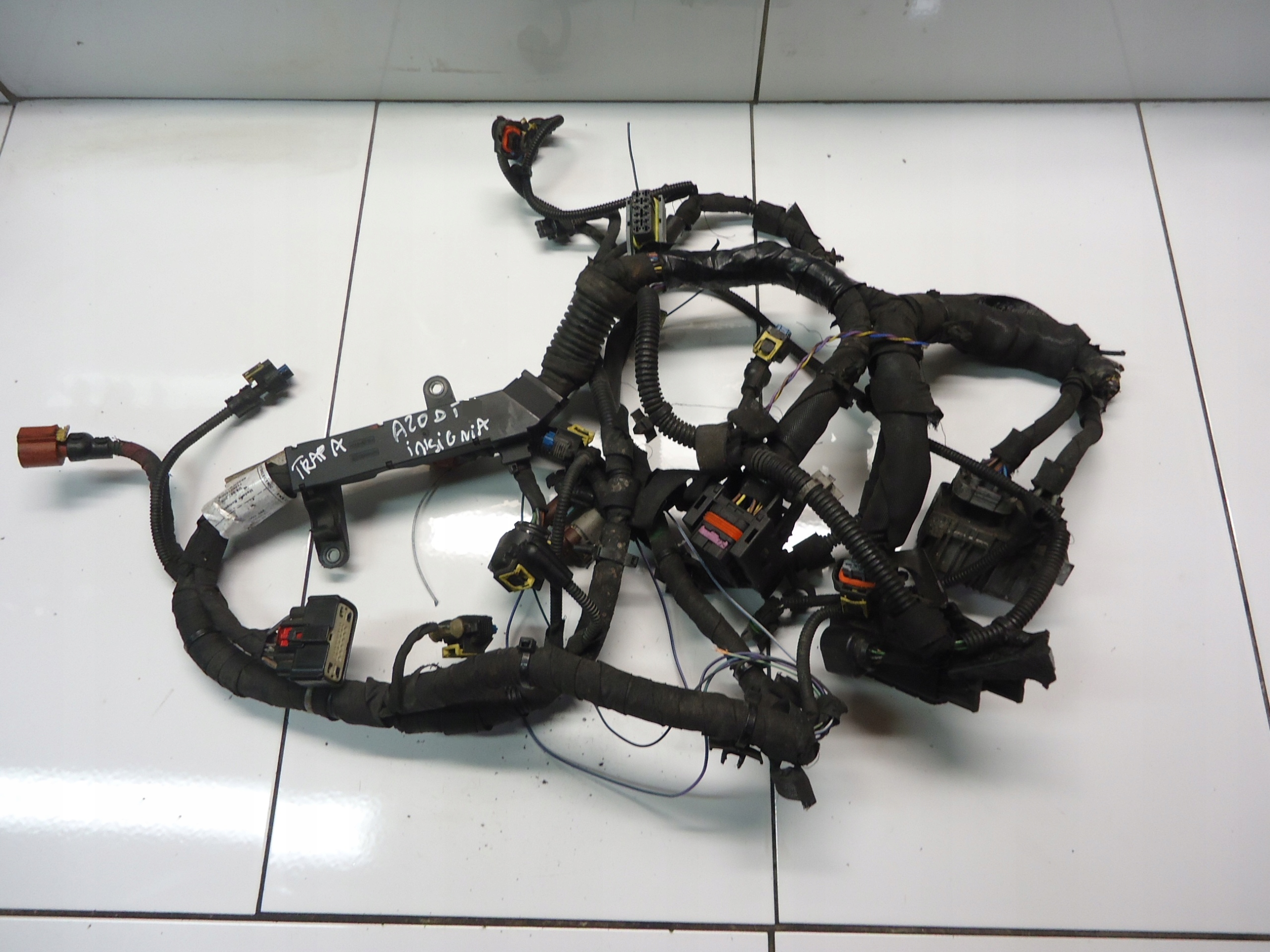 OPEL INSIGNIA 2.0CDTI bundle motor wiring 22869642
