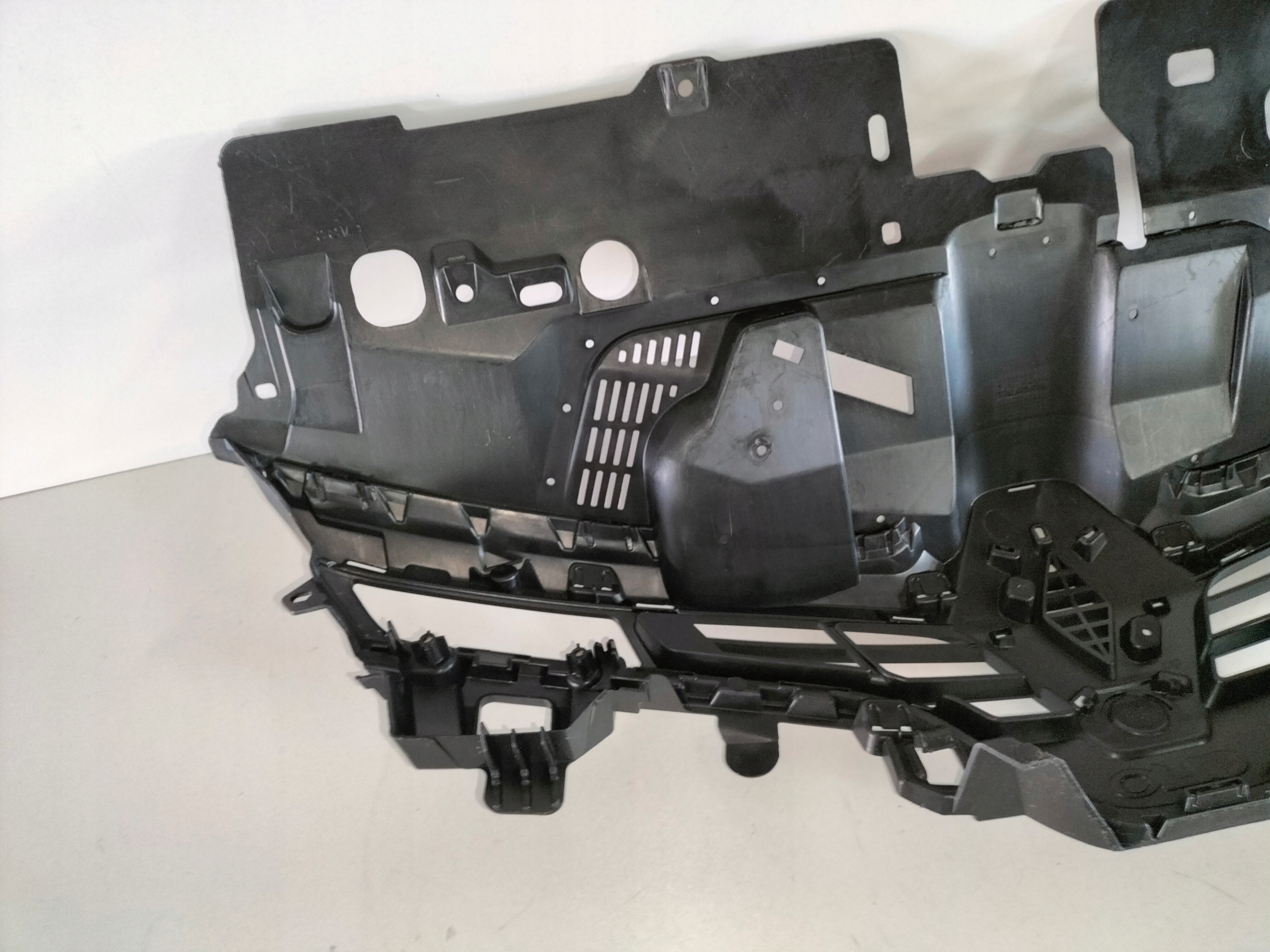 grille grid grill RENAULT CLIO IV 12-16