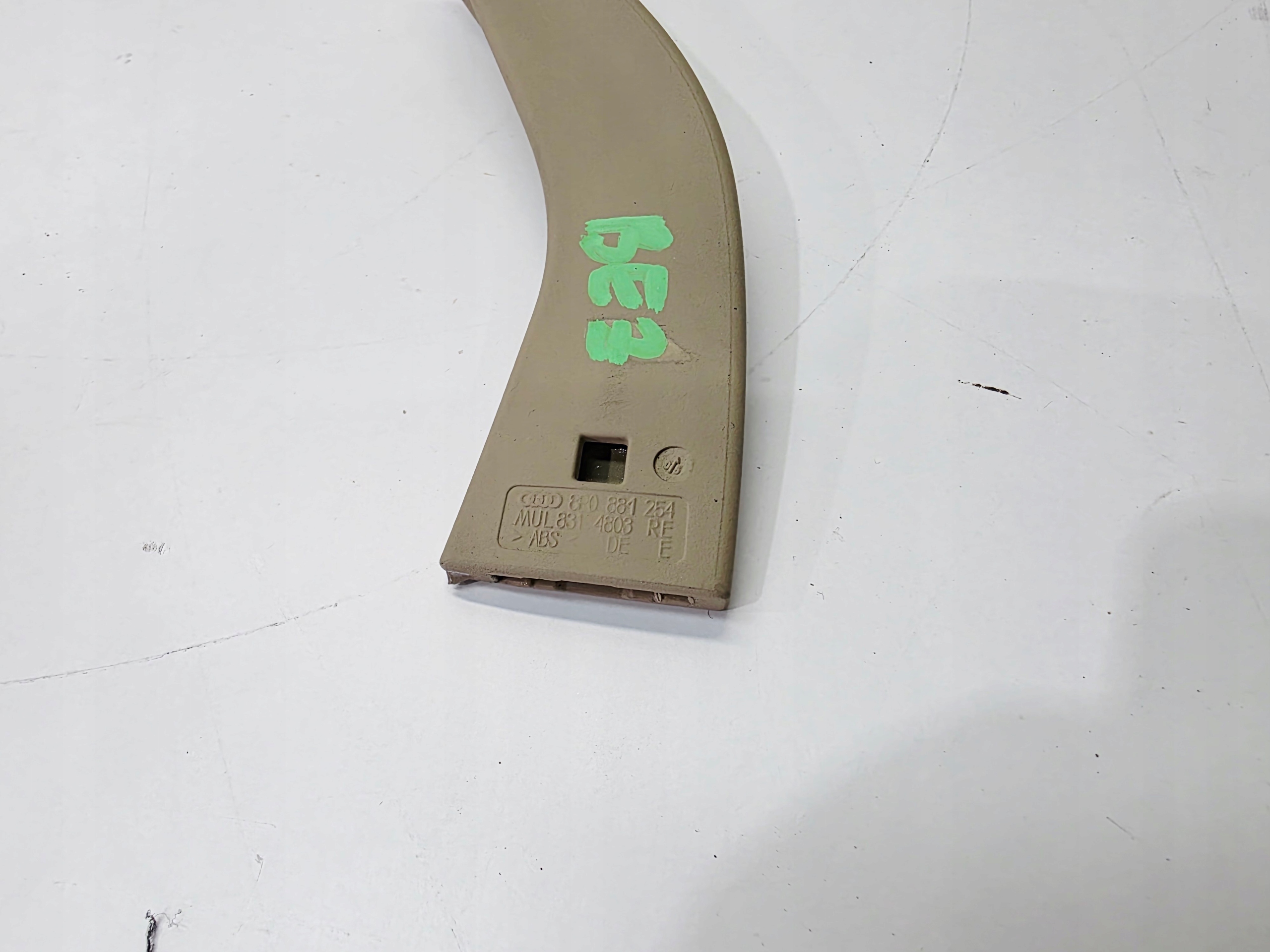 handle lifting seat GORA DOL right AUDI A3 8P 8P0881254 without