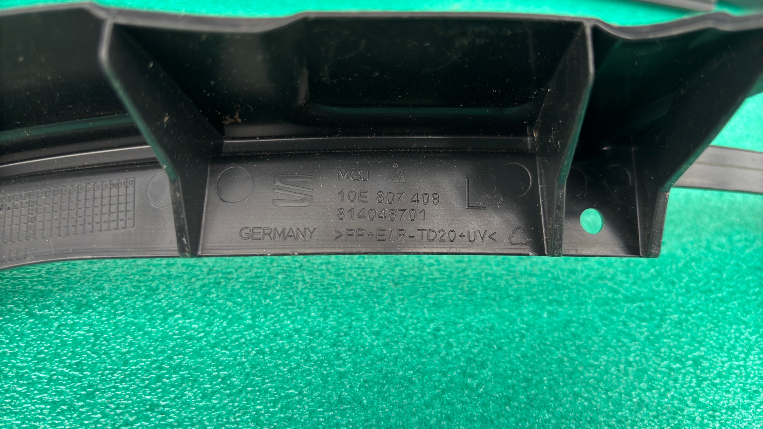 VW ID3 ID.3 Gauche Support montage pare-chocs Support plaque 10E807409 PAK7/122