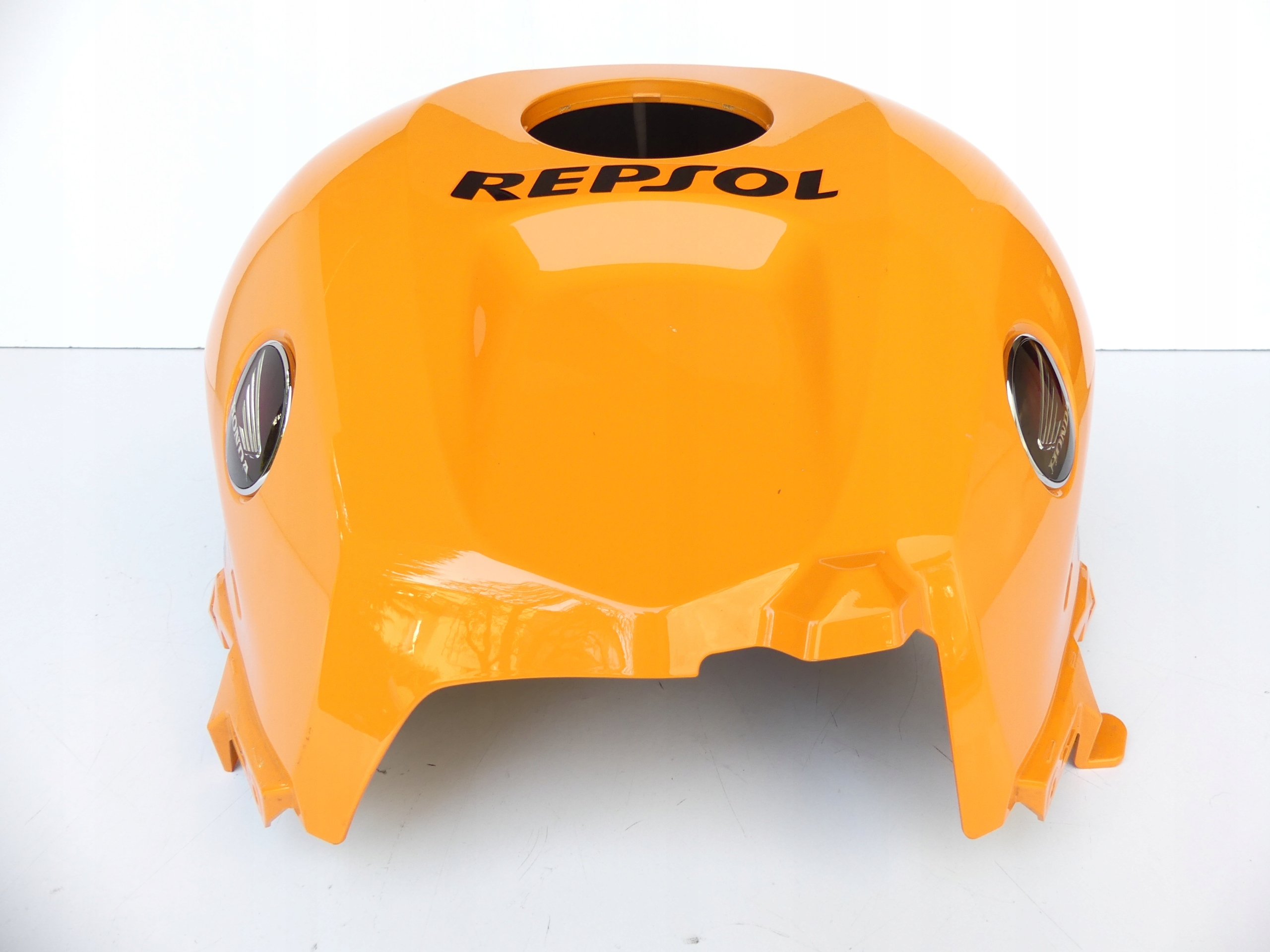 NAKLADKA OSLONA ZBIORNIK HONDA CBR 1000 REPSOL Part number HONDA CBR 1000 REPSOL