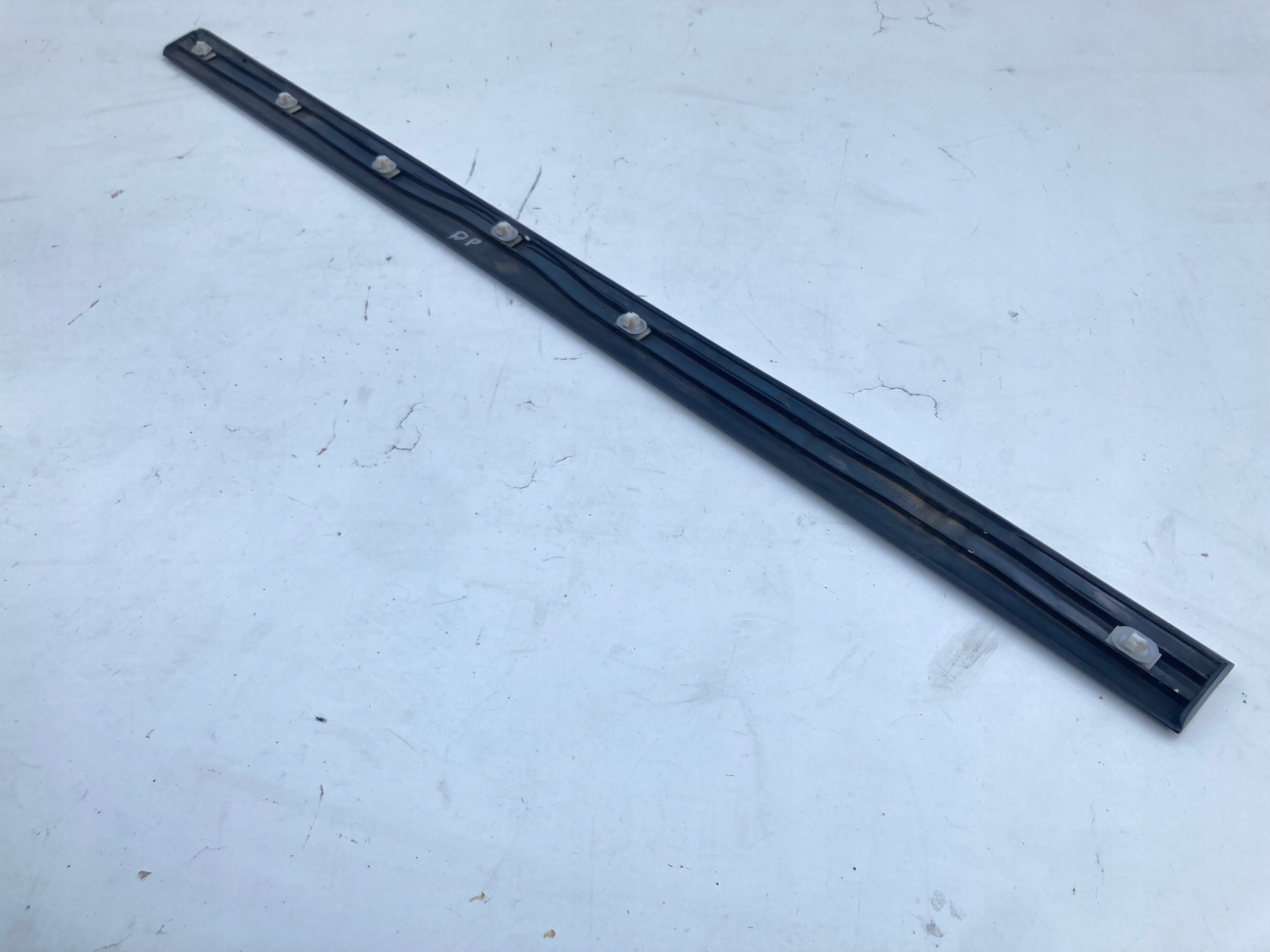 moulding door right front Peugeot 607