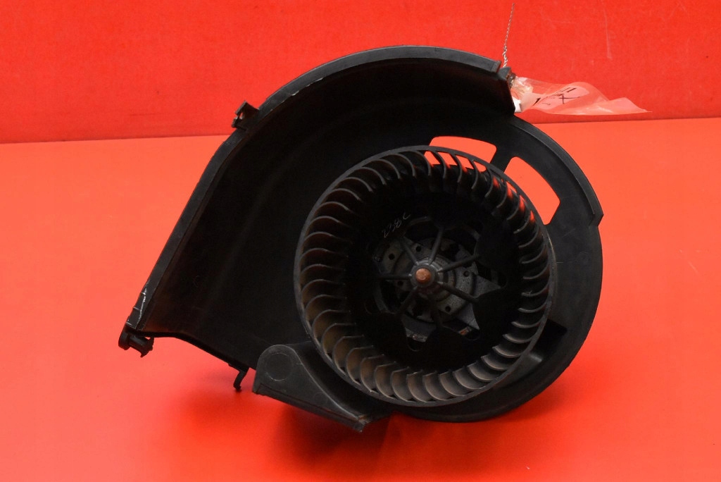 tOPENÍ ventilátor klími EU 990877L BMW X5 E70 06-10