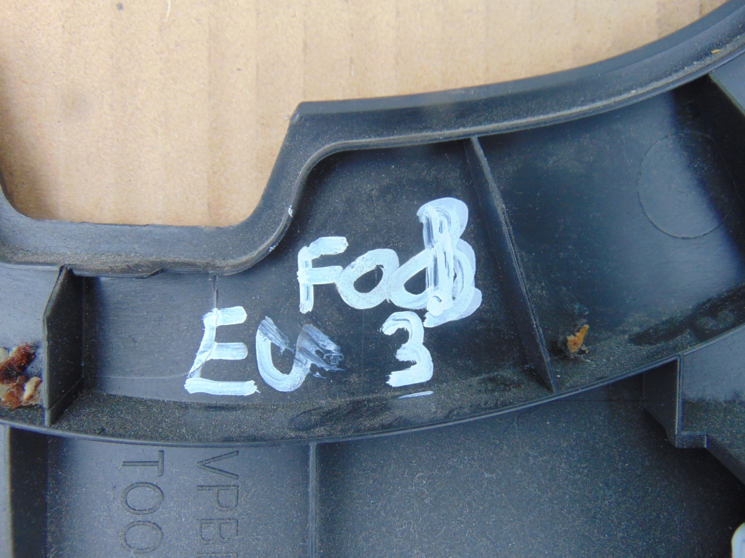 бардачок под FORD Focus MK3 европа