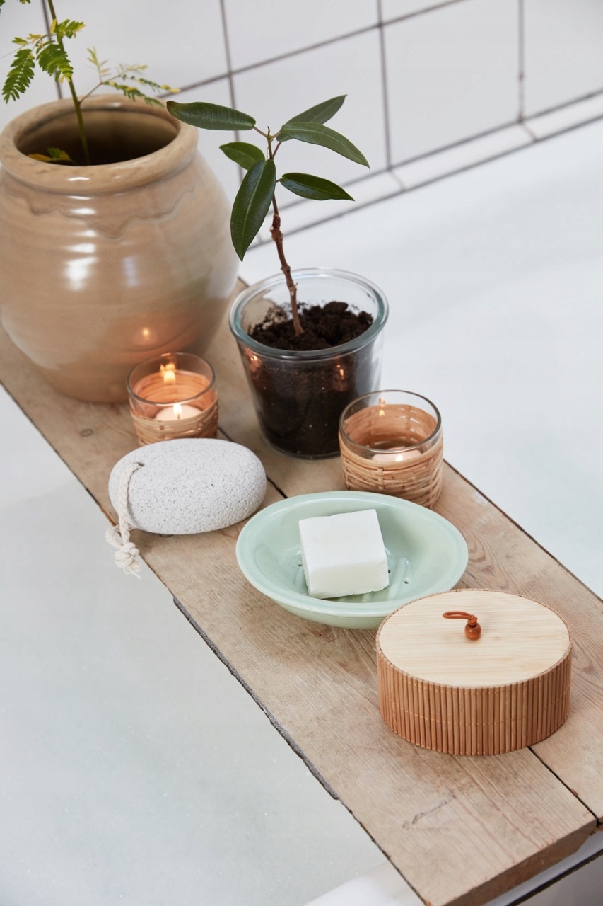 Chlebak CERAMICZNY IB LAURSEN pojemnik na chleb BIAŁY + pojemnik BAMBUSOWY Kształt owalny