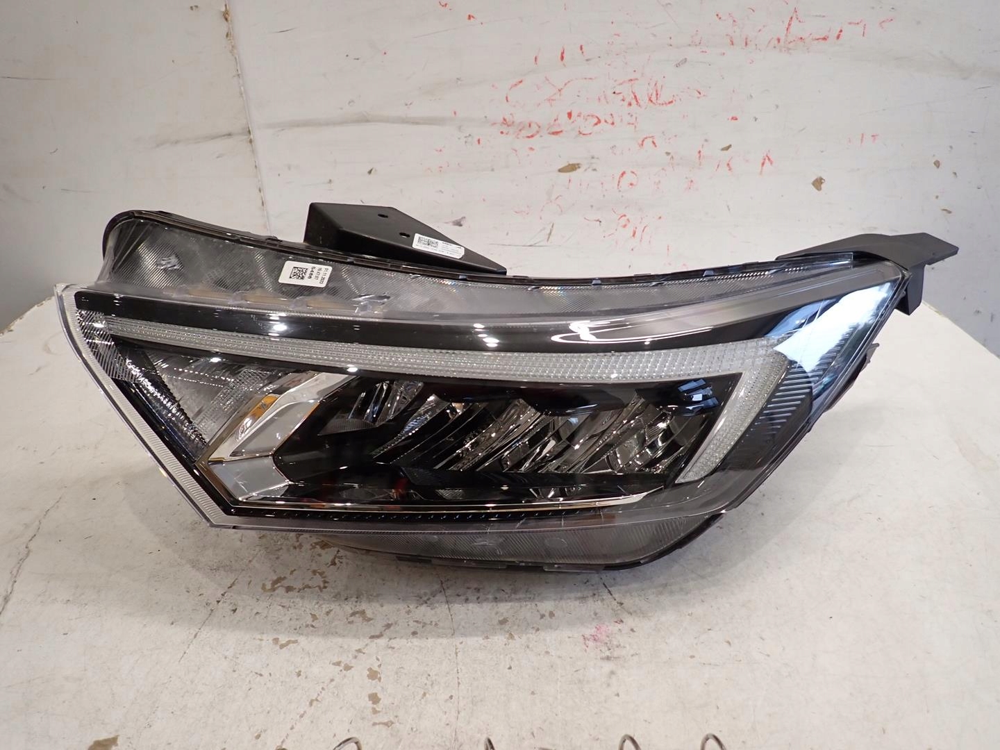 light front front left HYUNDAI I20 III 2020- FULL LED 92101-Q0100