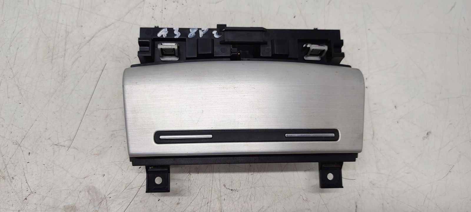 Cendrier Audi A3 8P LIFT 5D S-LINE