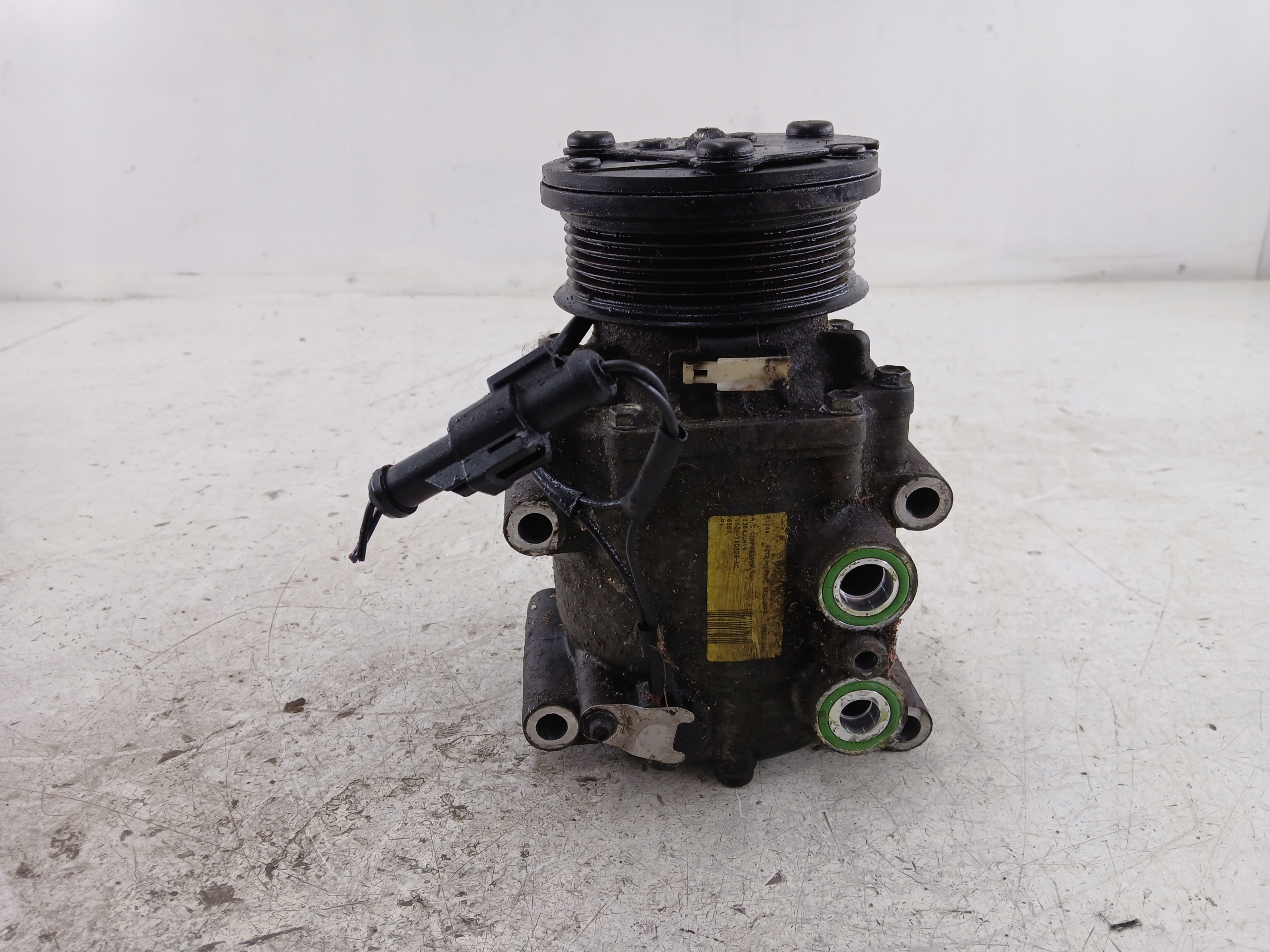 FORD FIESTA MK6 1.25 kompresor klimatizaci YS4H19D629AC