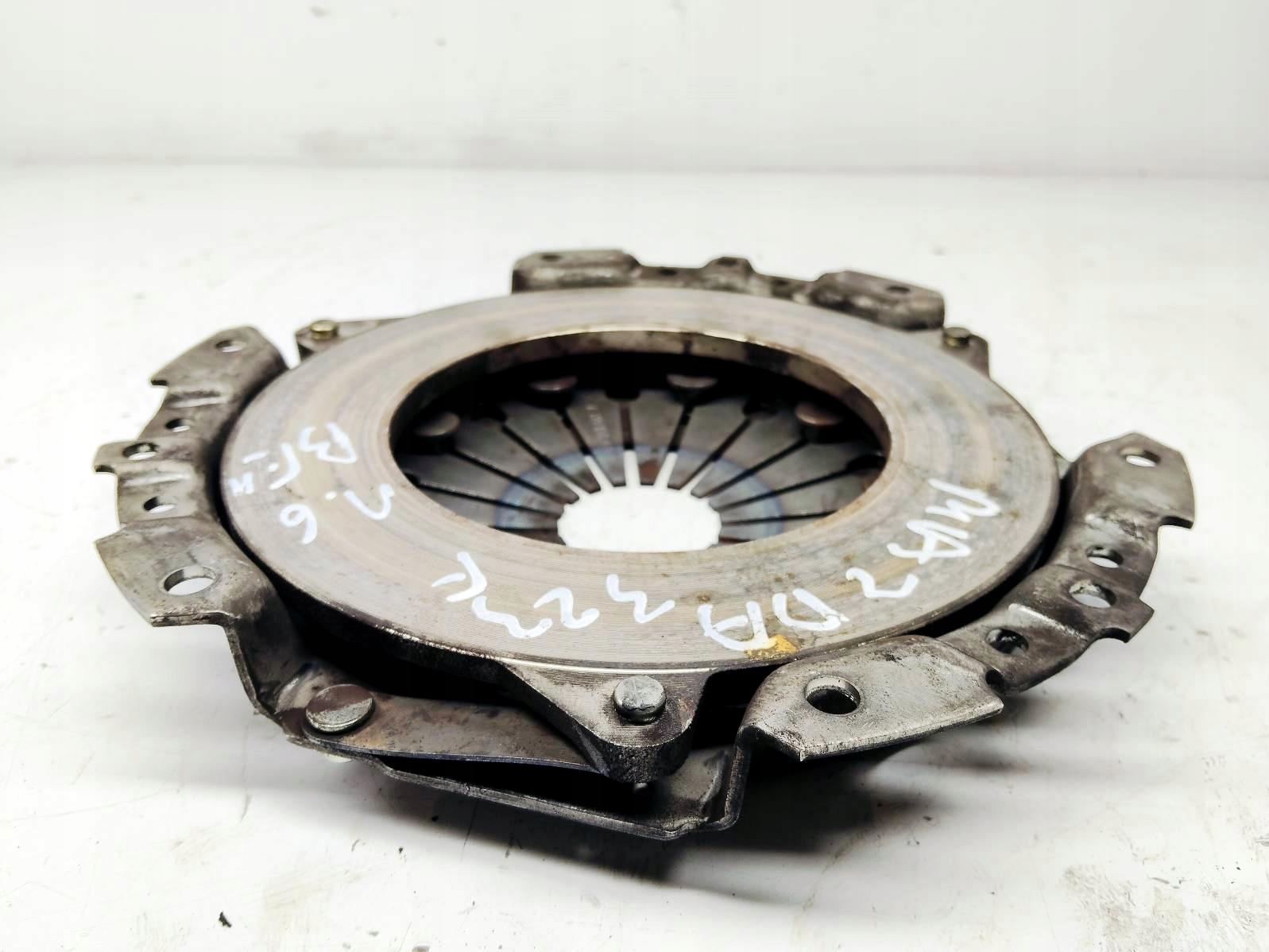 Embrayage Disque de pression MAZDA 323F 1,6 Benz 320003010 120022510