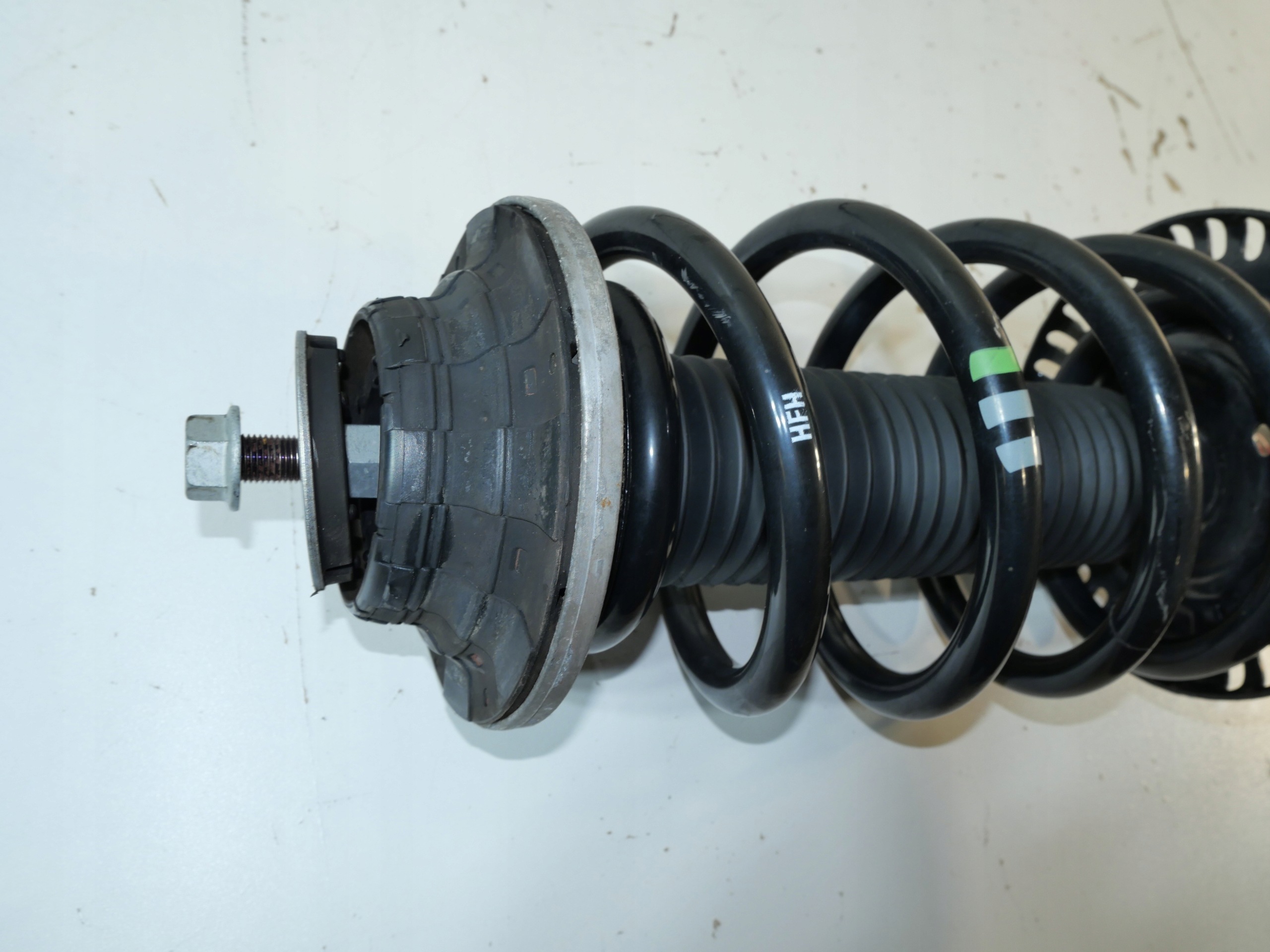 shock absorber front VW T5 LIFT T6 Biturbo 7E8413031