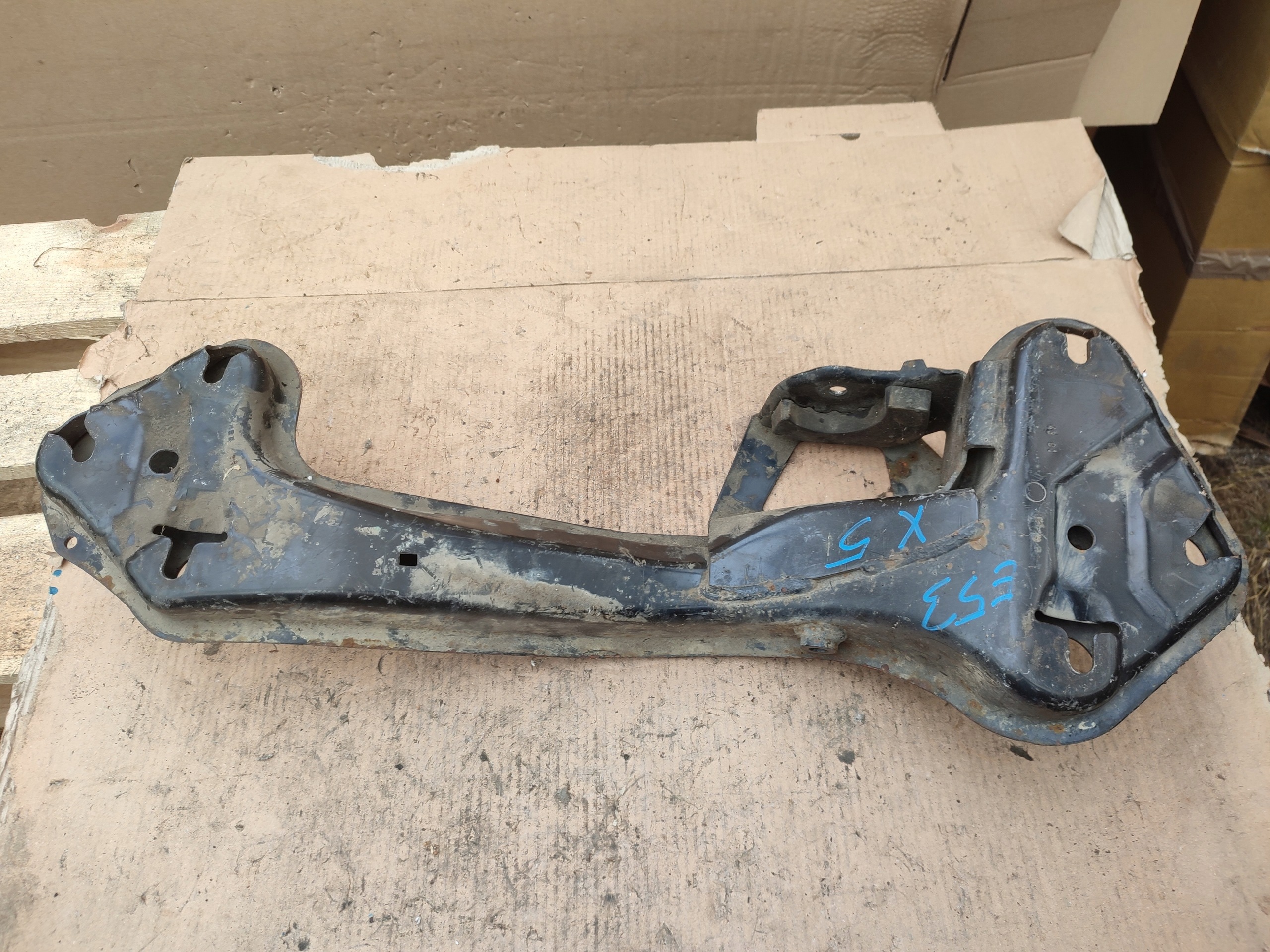 gearbox mounting bearing console BMW X5 E53