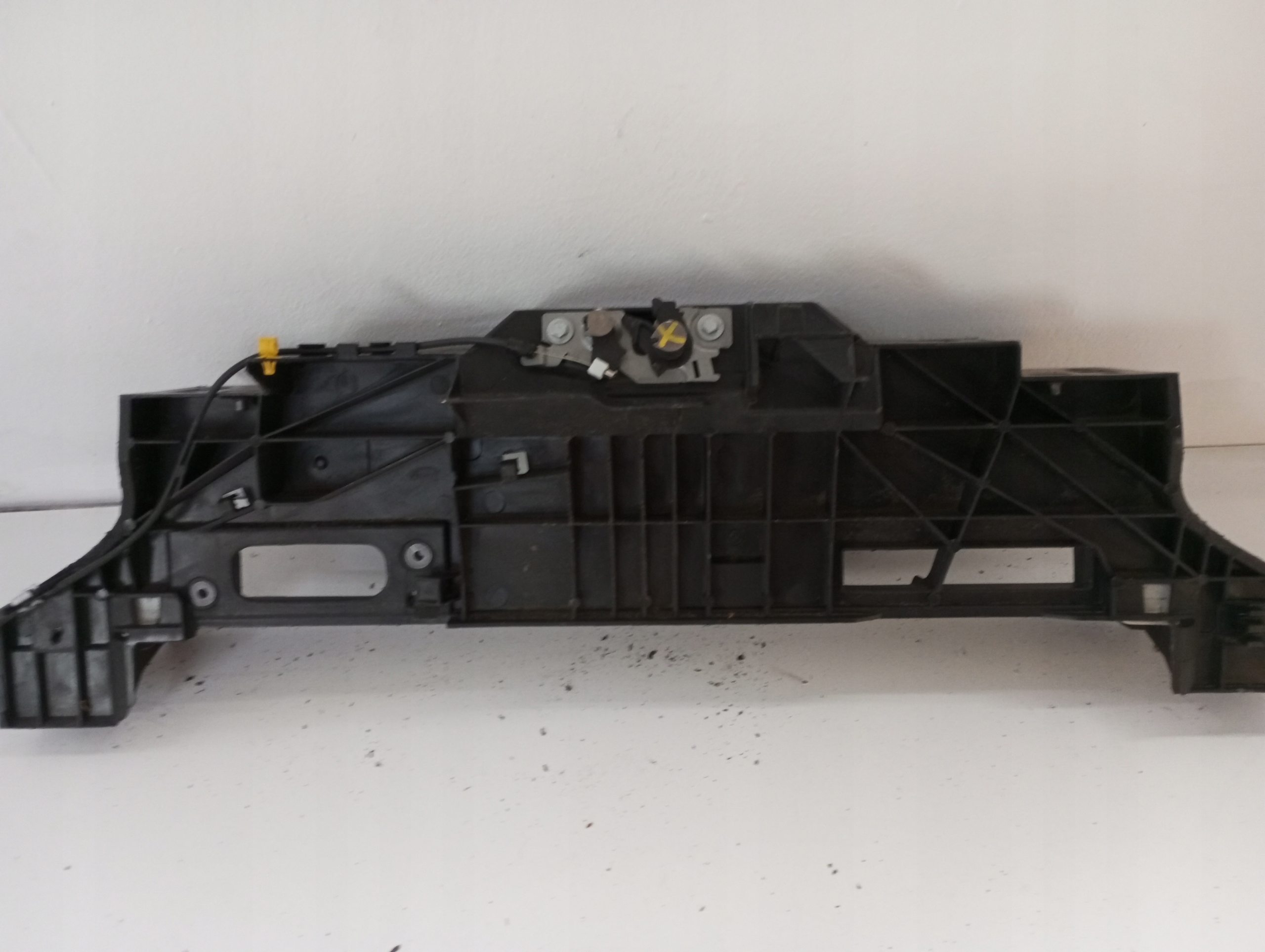 support panel for radiators upper zamkowy RIFTER BERLINGO 9830512680