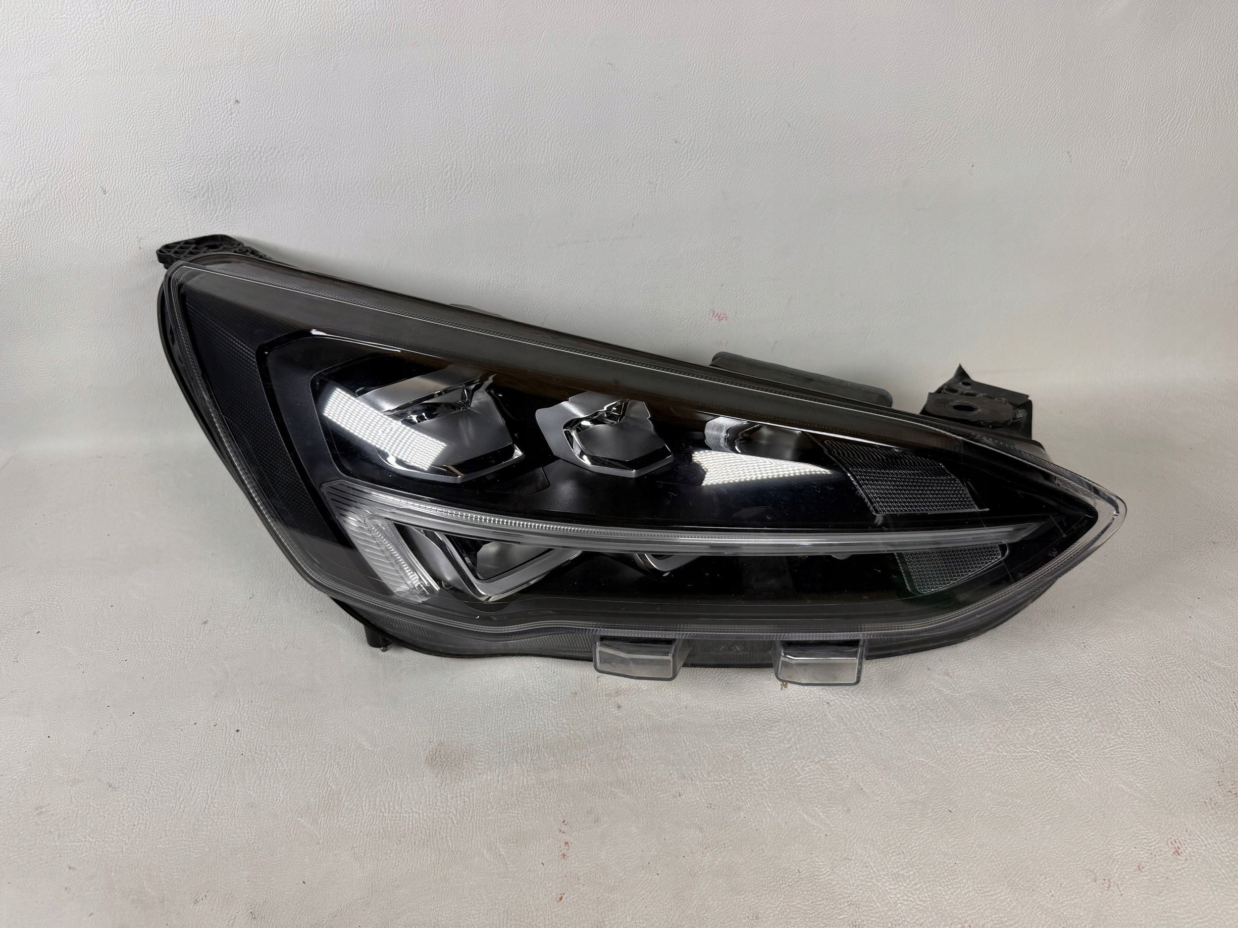 Ford Focus Mk4 Mk-4 18- light Full Led Ciemna right front front