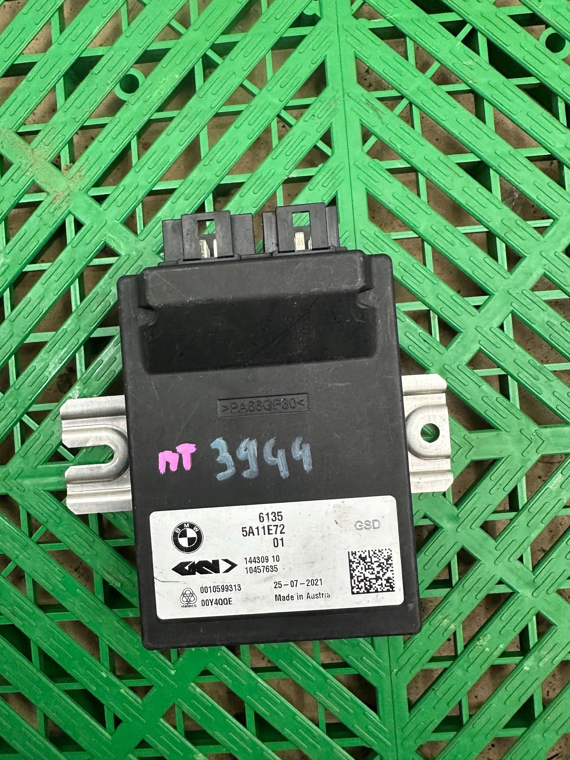 control unit transmission BMW 5 G30 G31 G38 5A11E72