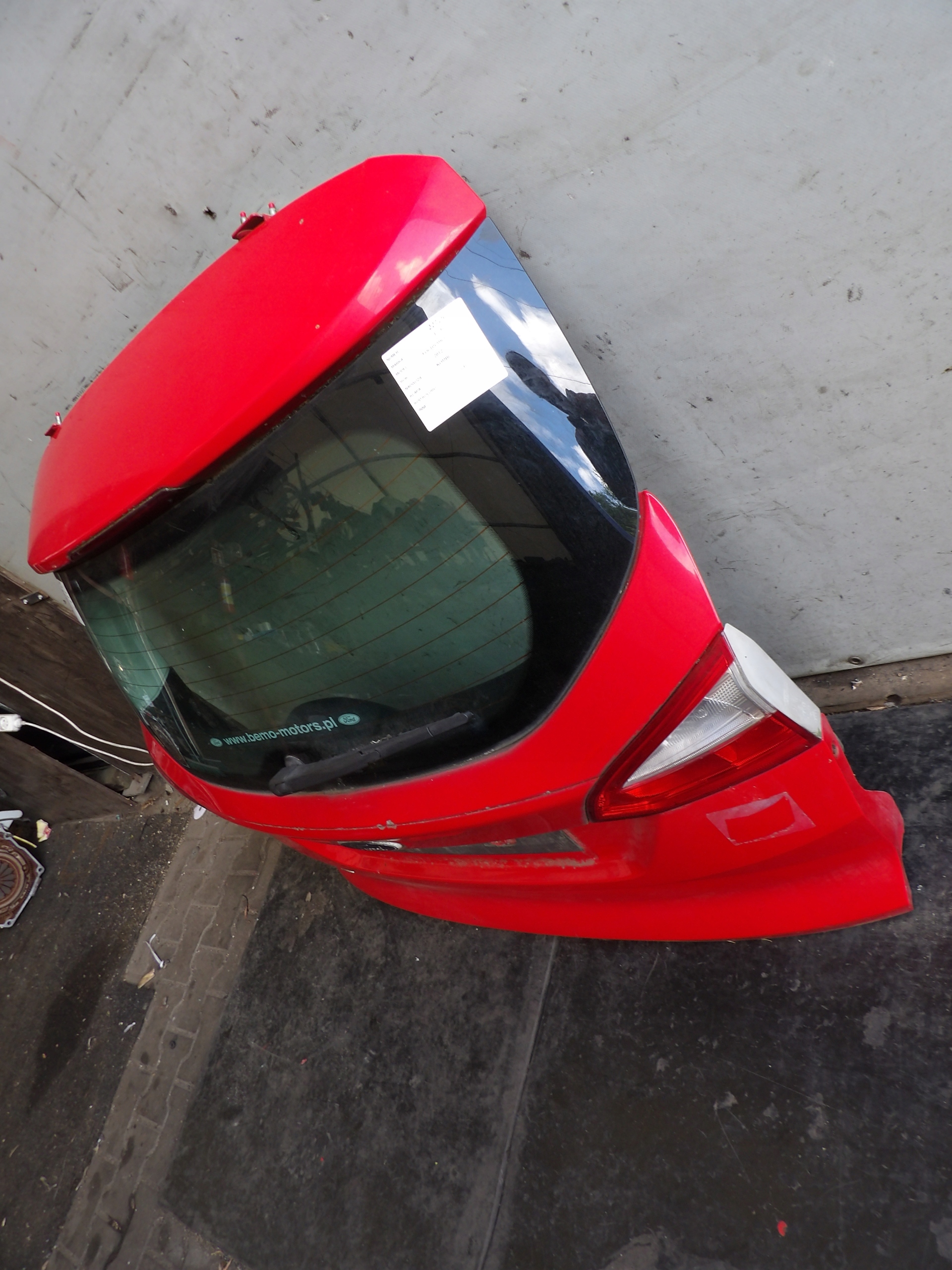 Ford Focus MK3 boot doors kombi lak. CB