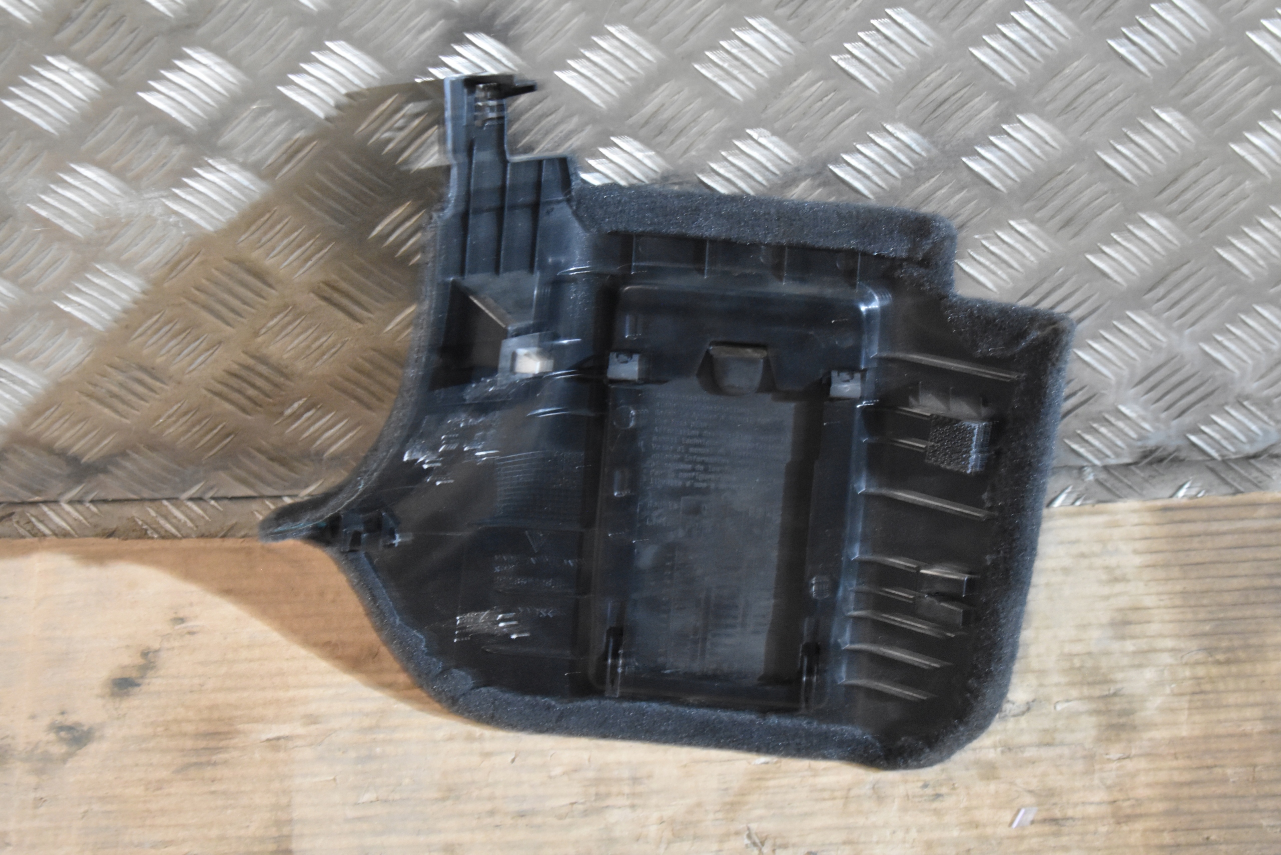 IDEALNA cover side upholstery right PORSCHE 992 1