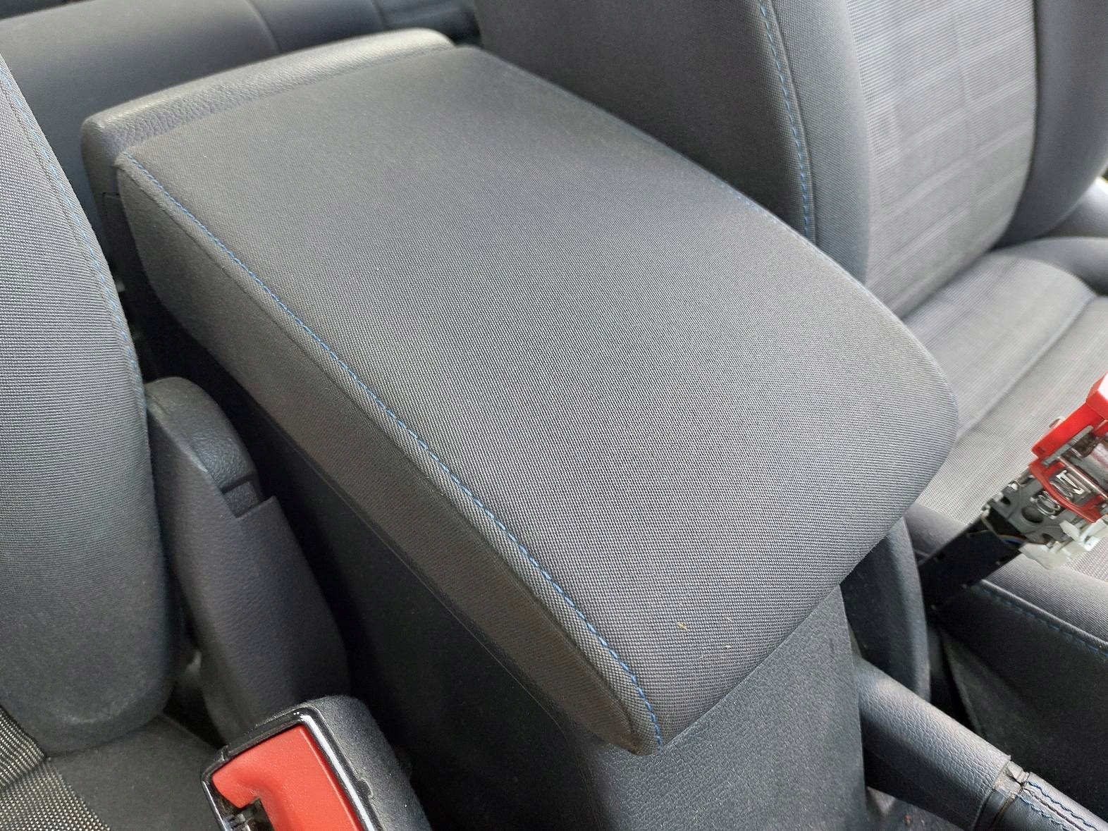 TUNEL ŚRODKOWY PODŁOKIETNIK VW GOLF V PLUS EU EUROPA Producent części Volkswagen