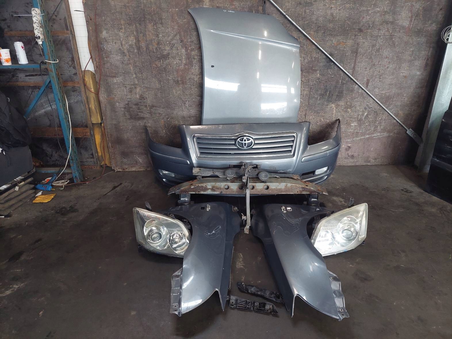complete front bonnet bumper light fender TOYOTA AVENSIS T25 1E5