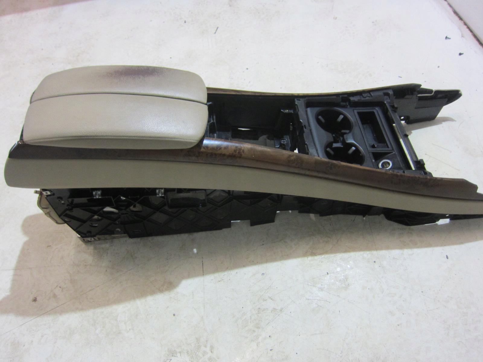 BMW E70 X5 A53 bracciolo TUNEL beige CUPHOLDER