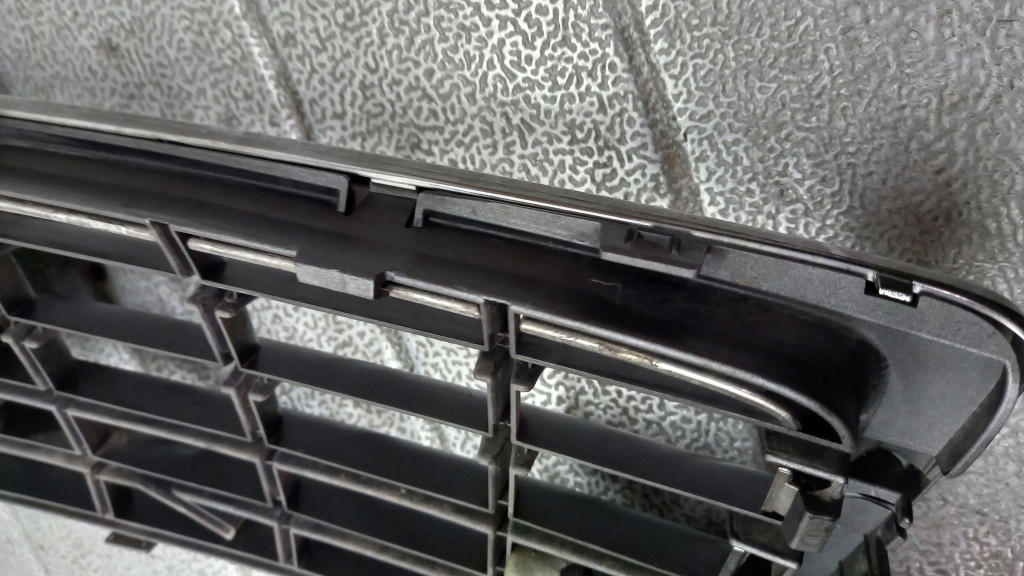 решетка радиатора volvo S80 II 30655102