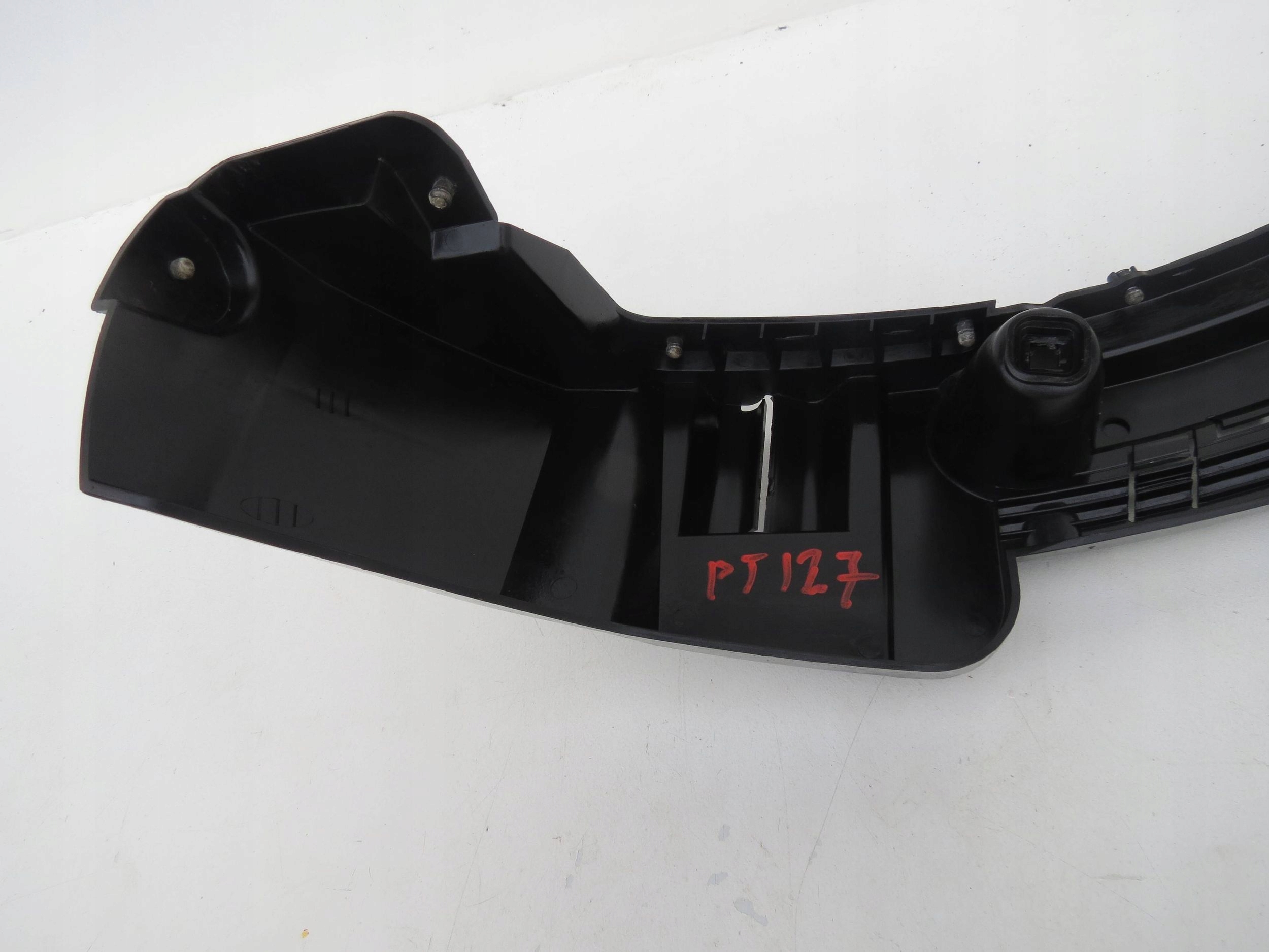support holder of a bumper left / right rear part VOLVO XC90