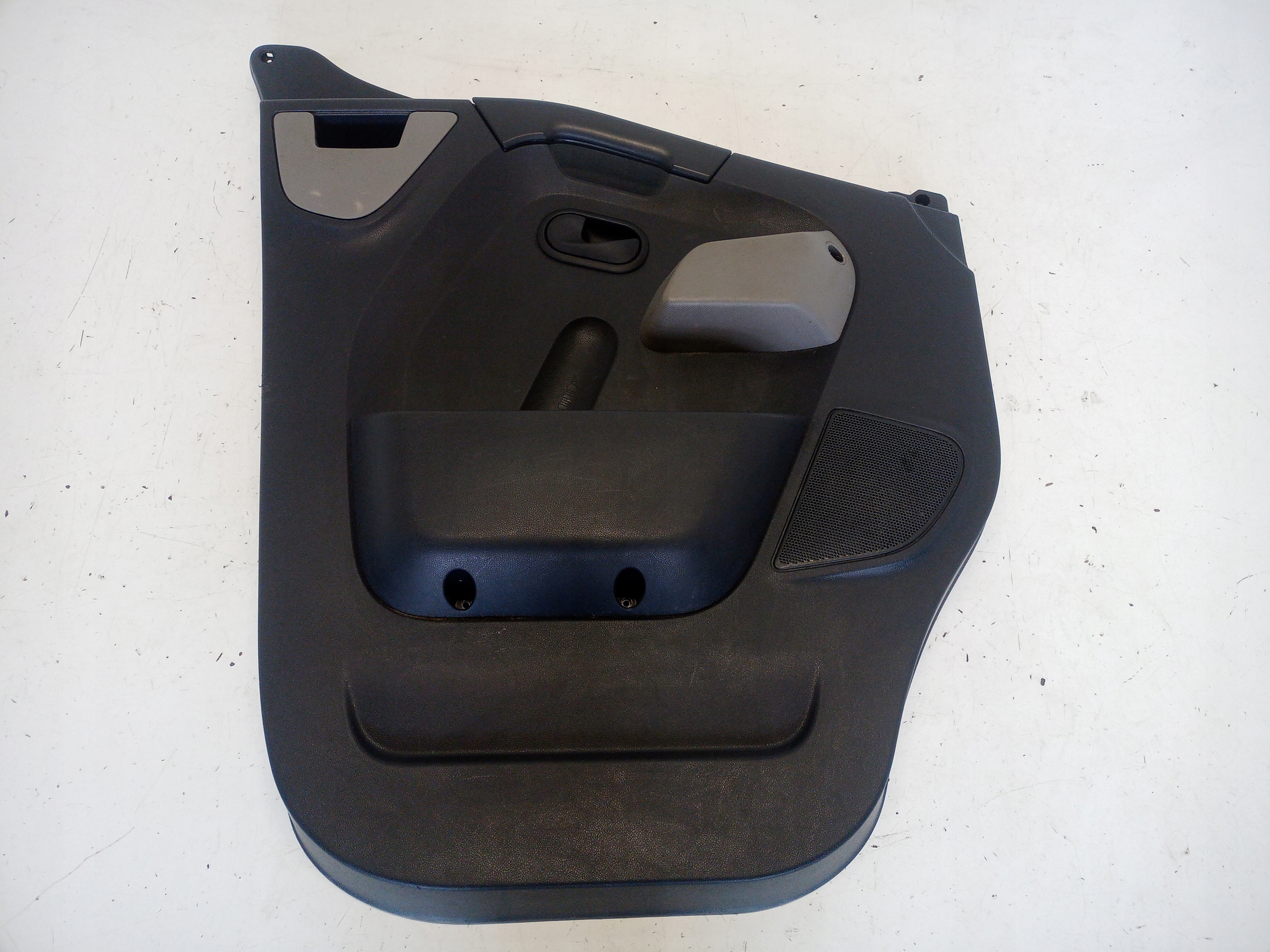 BOCZEK DRZWI LEWY PRZÓD RENAULT MASTER III