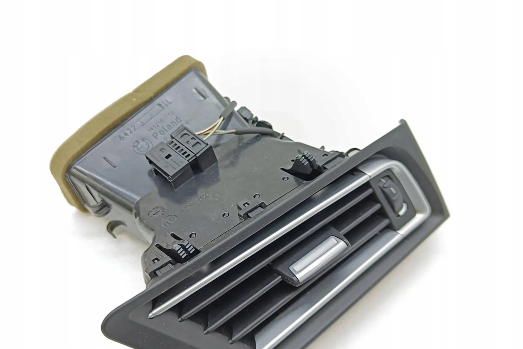 дефлекторы (воздуховоды) приборной панели 7 (F01, F02) 14121810 28019746 4.4бензин