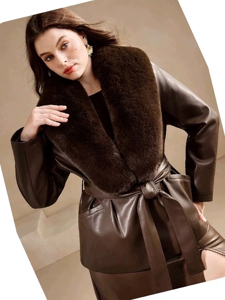Dámský kabát z ekokůže s kožešinovým límcem, hnědý, 3XL