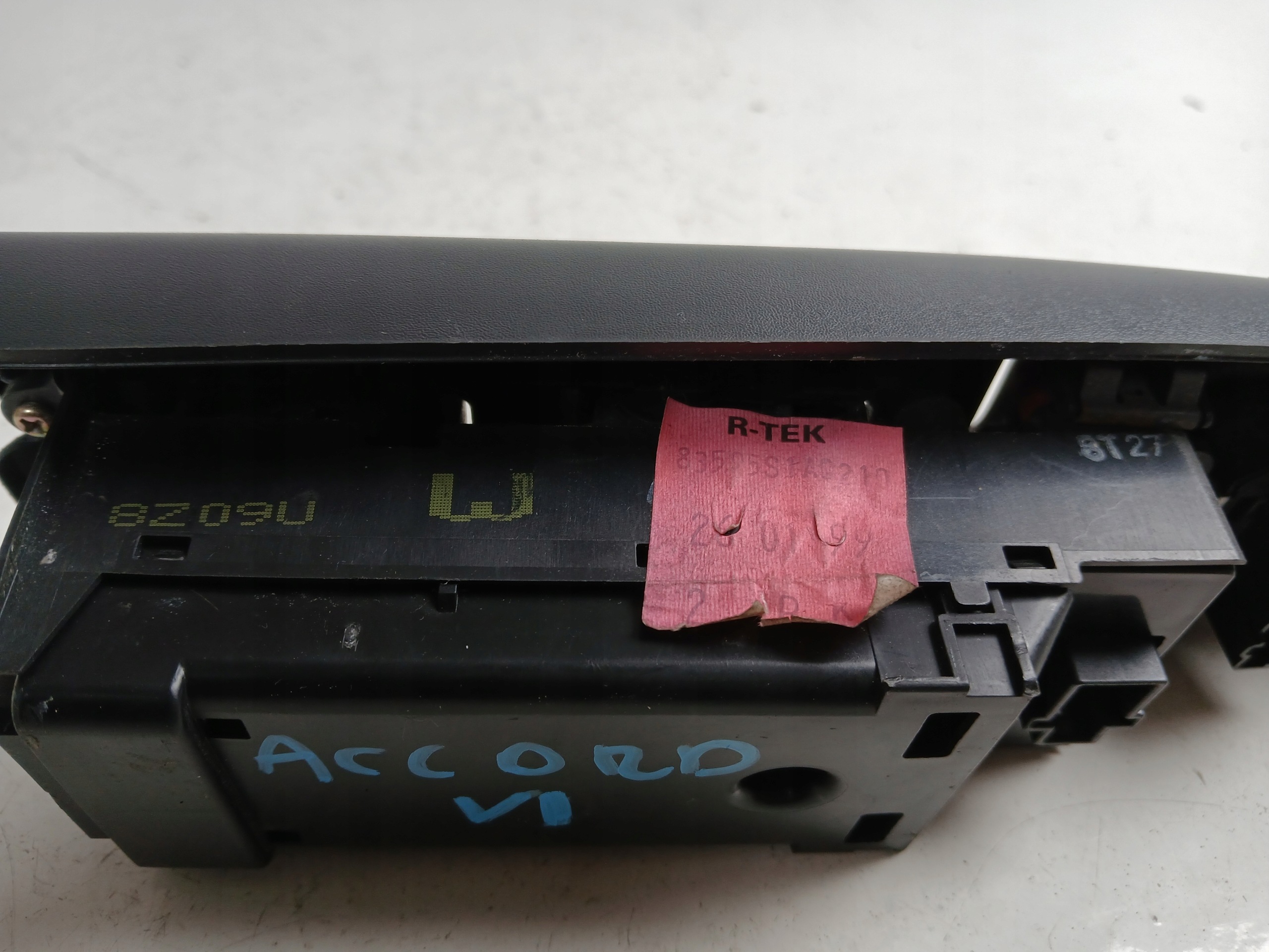 HONDA ACCORD VI PANEL okna levý předek