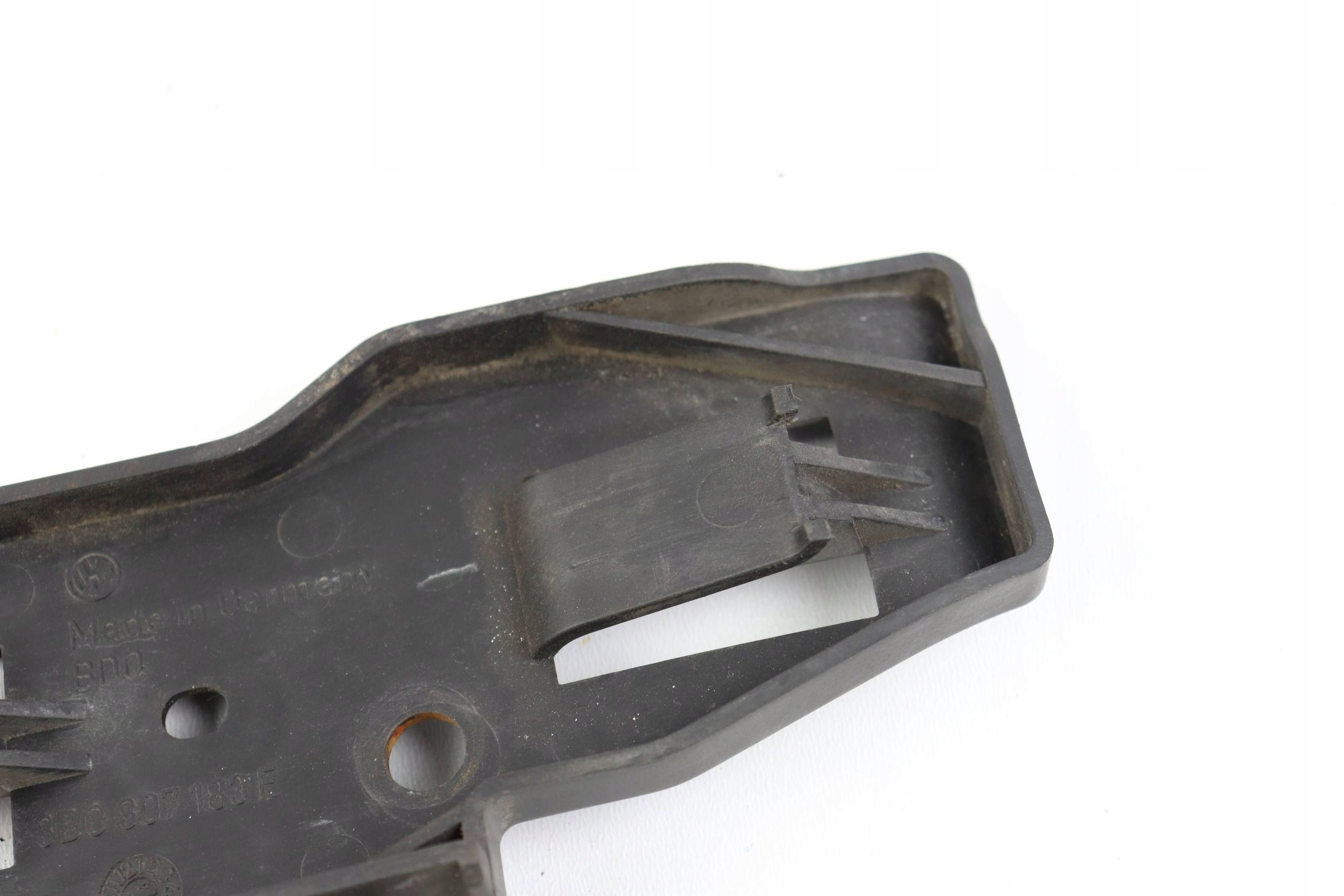 VW PASSAT B5 FL bracket support holder of a bumper left front 3B0807183E