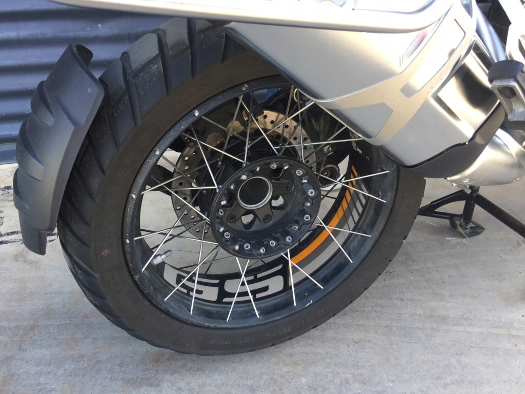 

Puig 20151O paski na felgi Bmw R1200GS Adv.