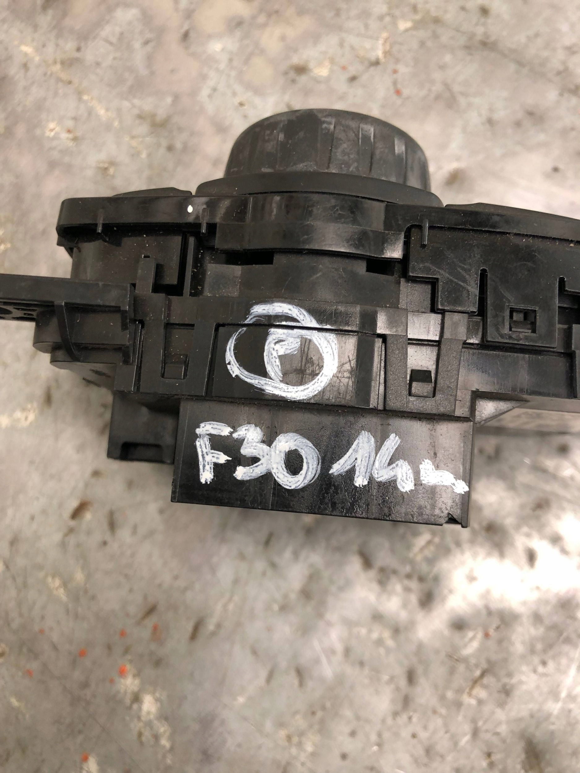 PANEL Pulsante IDRIVE BMW F30 9381678