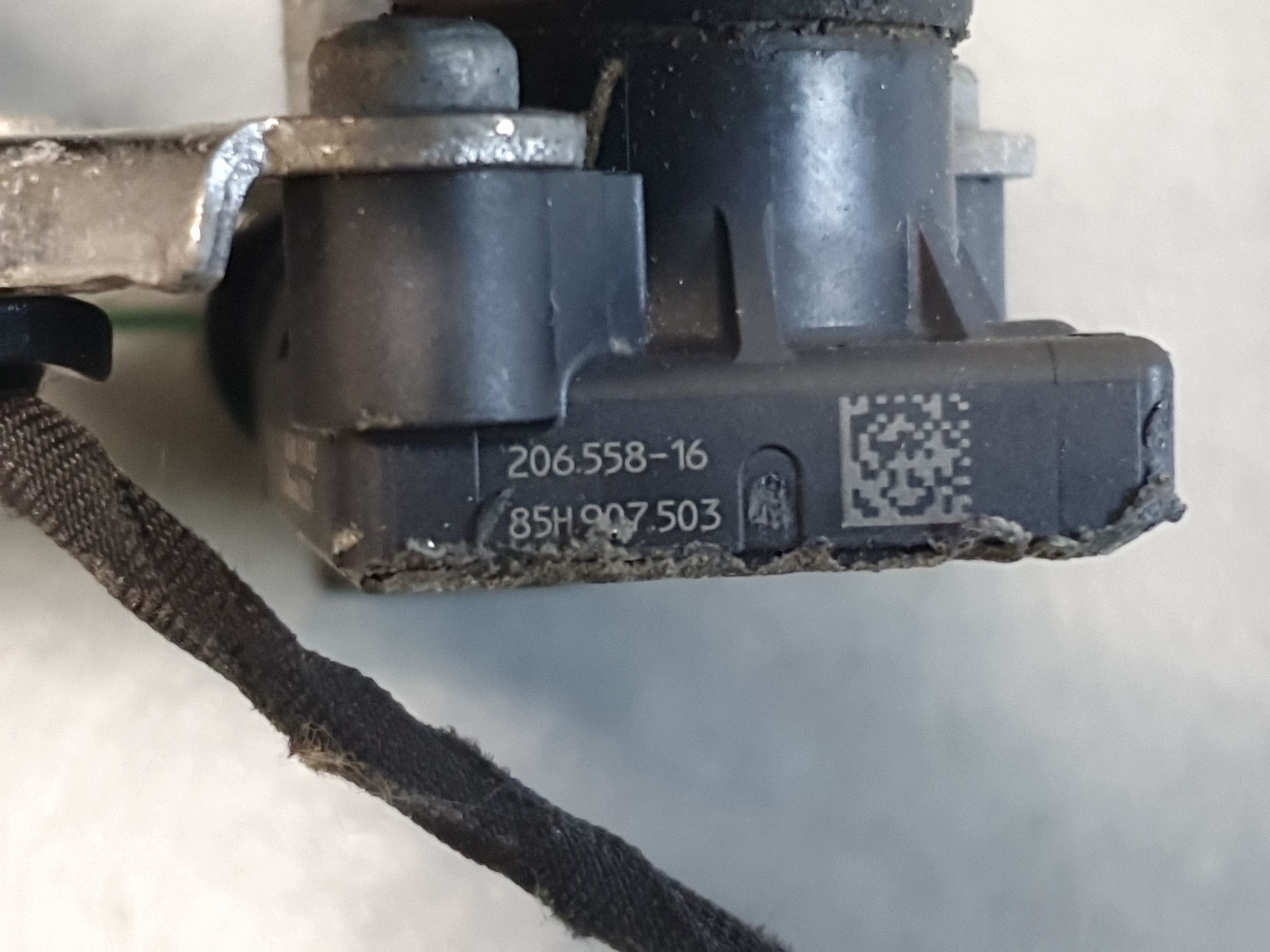 Audi SQ6 e-tron sensor leuchtweitenregulierung rechts vorne 85H941058B 85H941286C