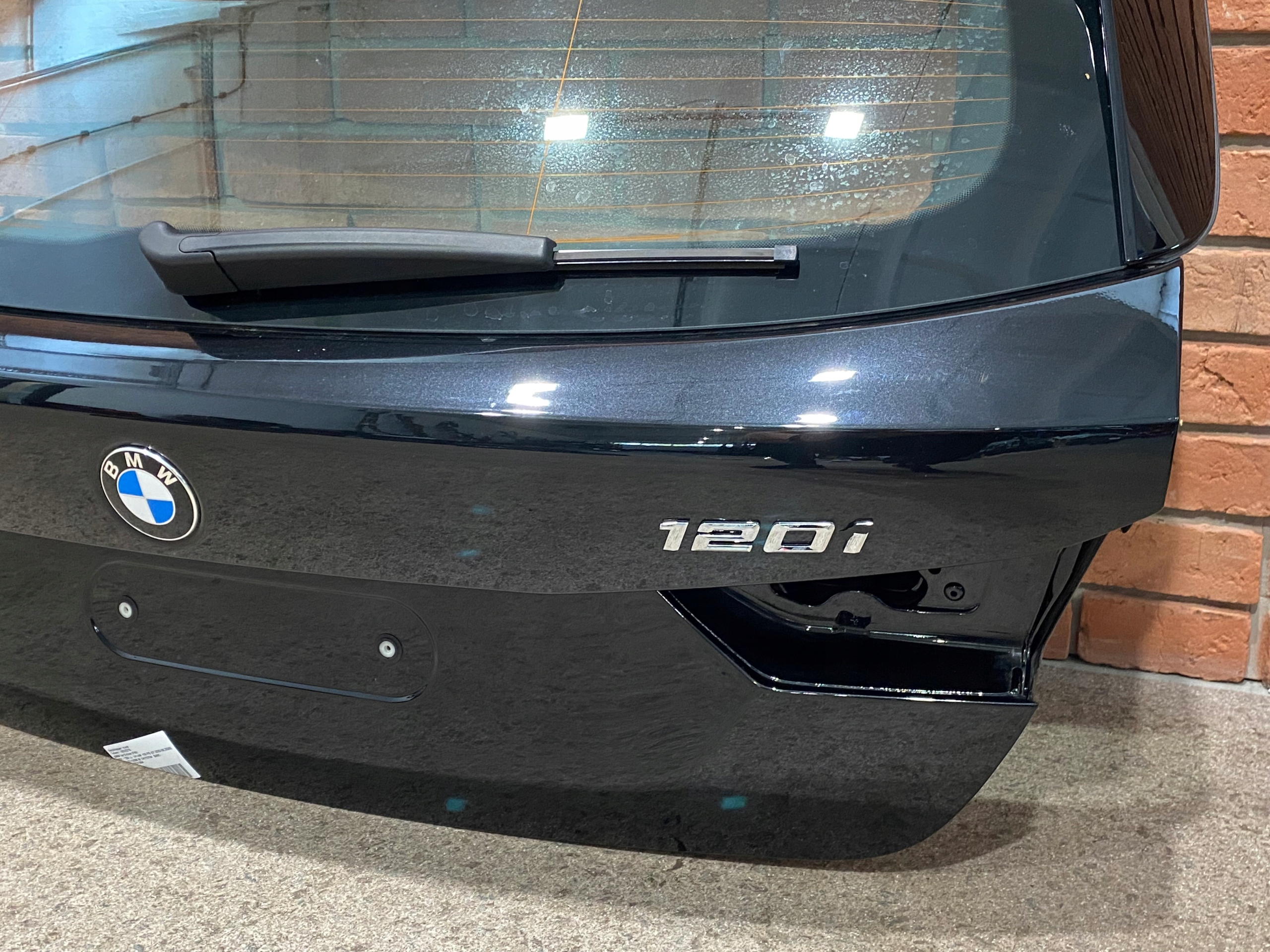 BMW 1 F40 KLAPA BAGAŻNIKA TYŁ TYLNA KOLOR 475 Producent części BMW OE