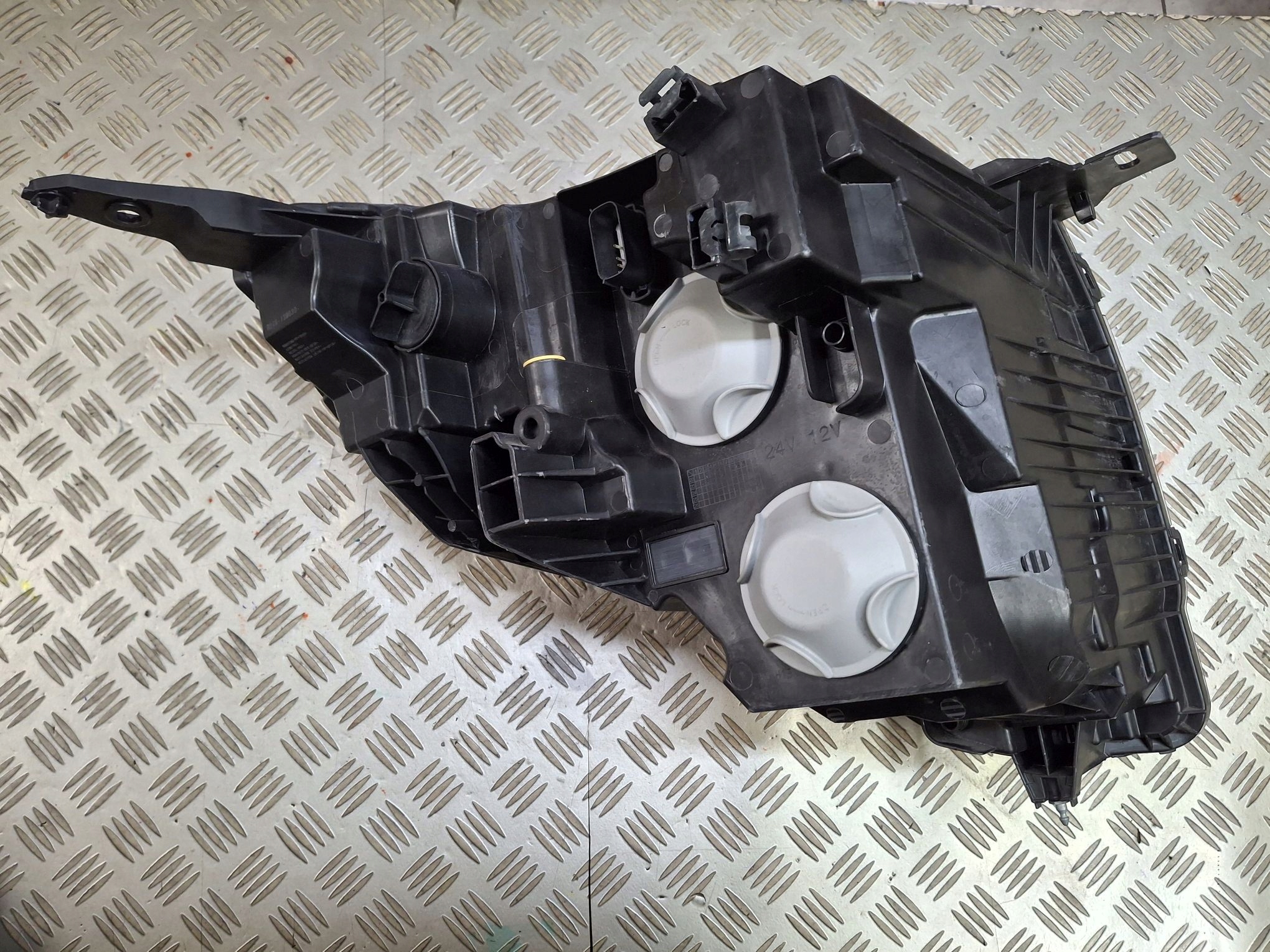 light left front FORD COURIER II MK2 2023R->