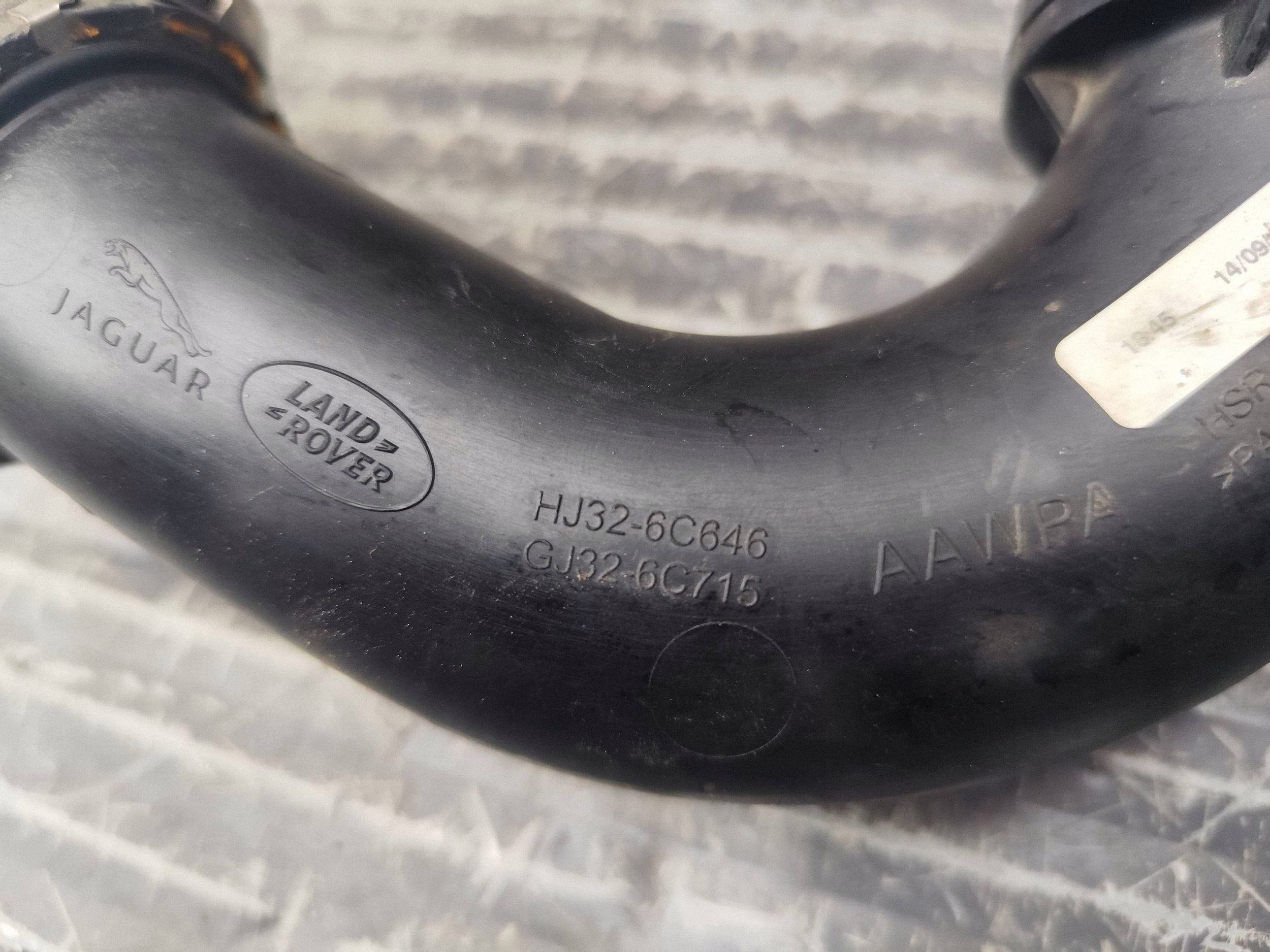 DISCOVERY SPORT L550 hadice intercoolera HJ326C646