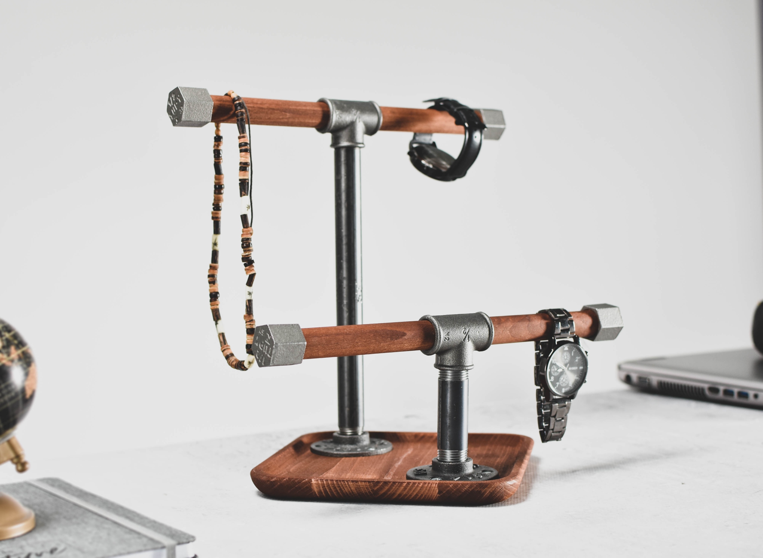 Expozitor organizér hodinky stojan věšák akcesoria šperky náhrdelníky