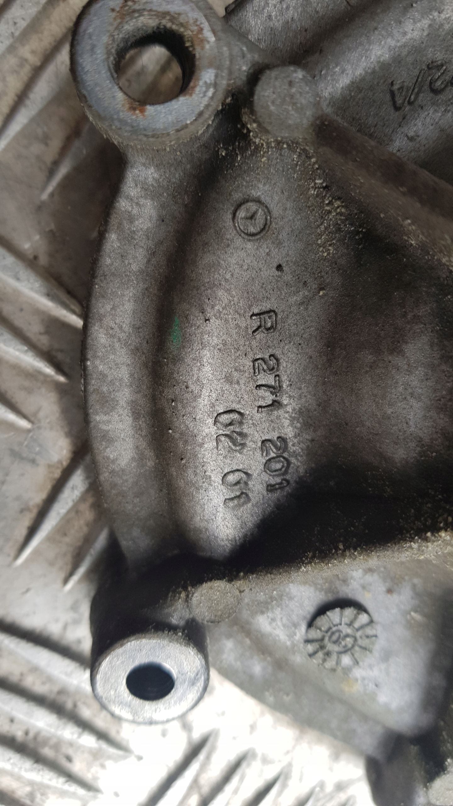 MERCEDES W203 1.8 K water pump R2712010201