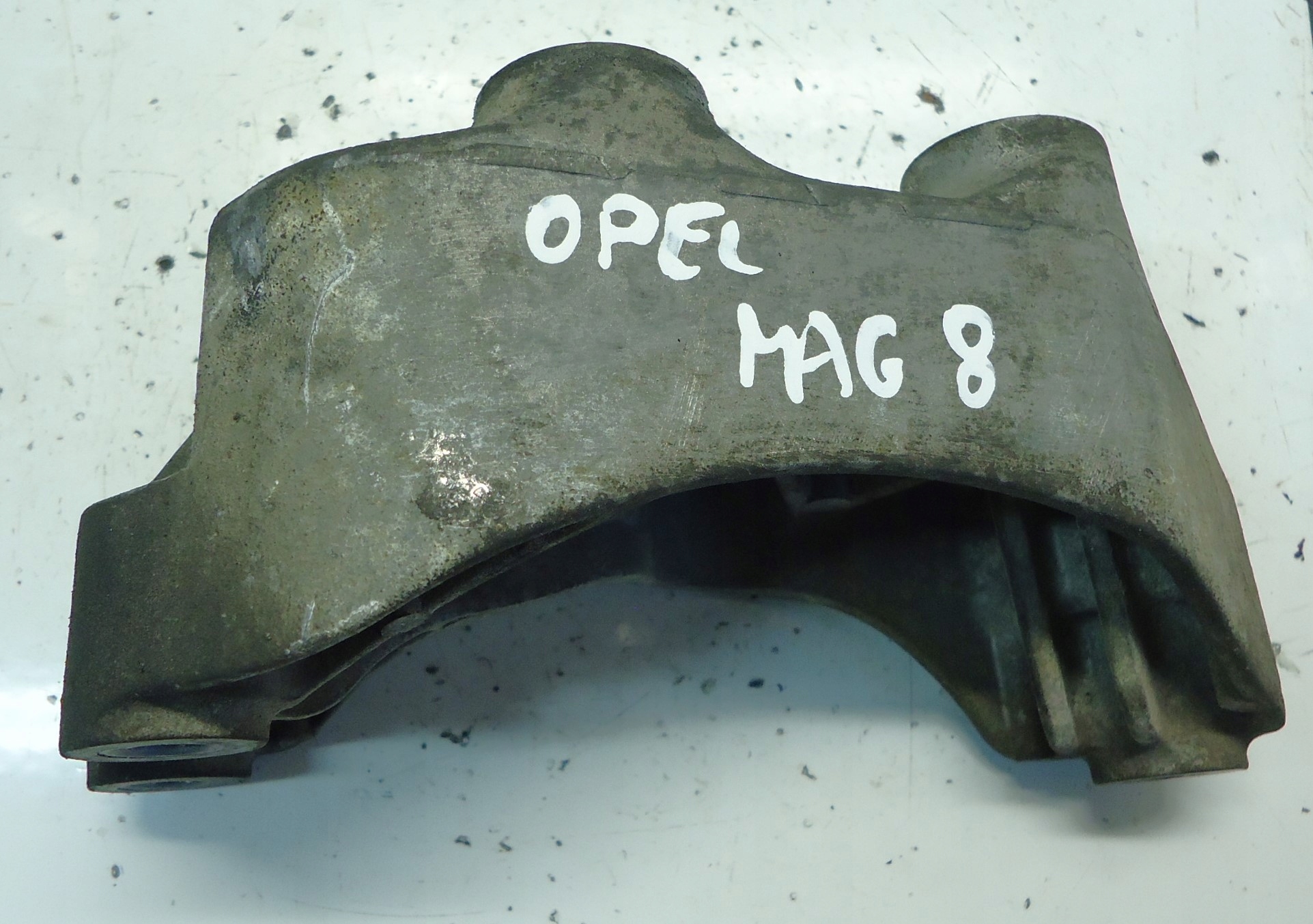 OPEL ASTRA J 1.4 16V Getriebehalter 13248568
