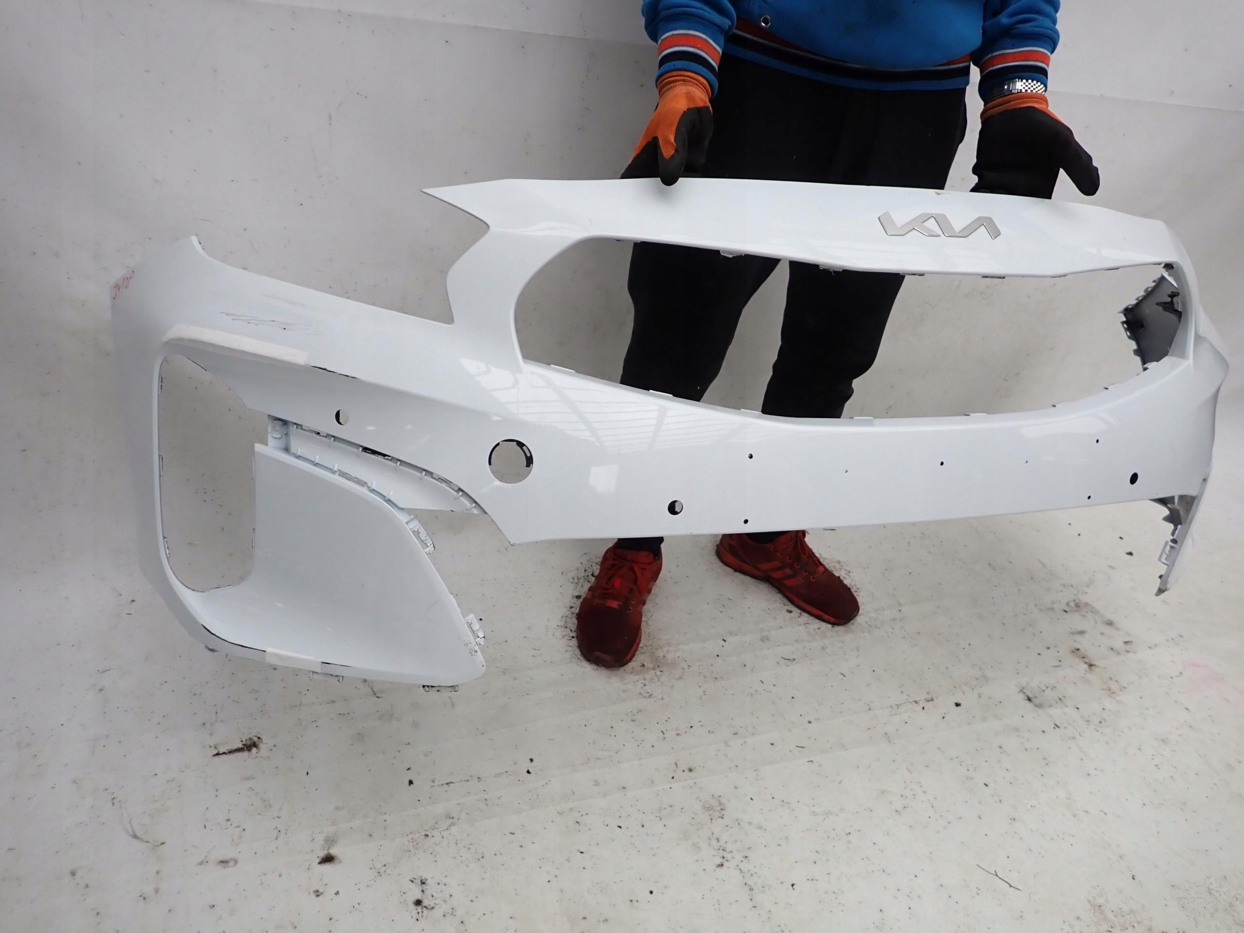 KIA XCEED 19-22 bumper front front PDC