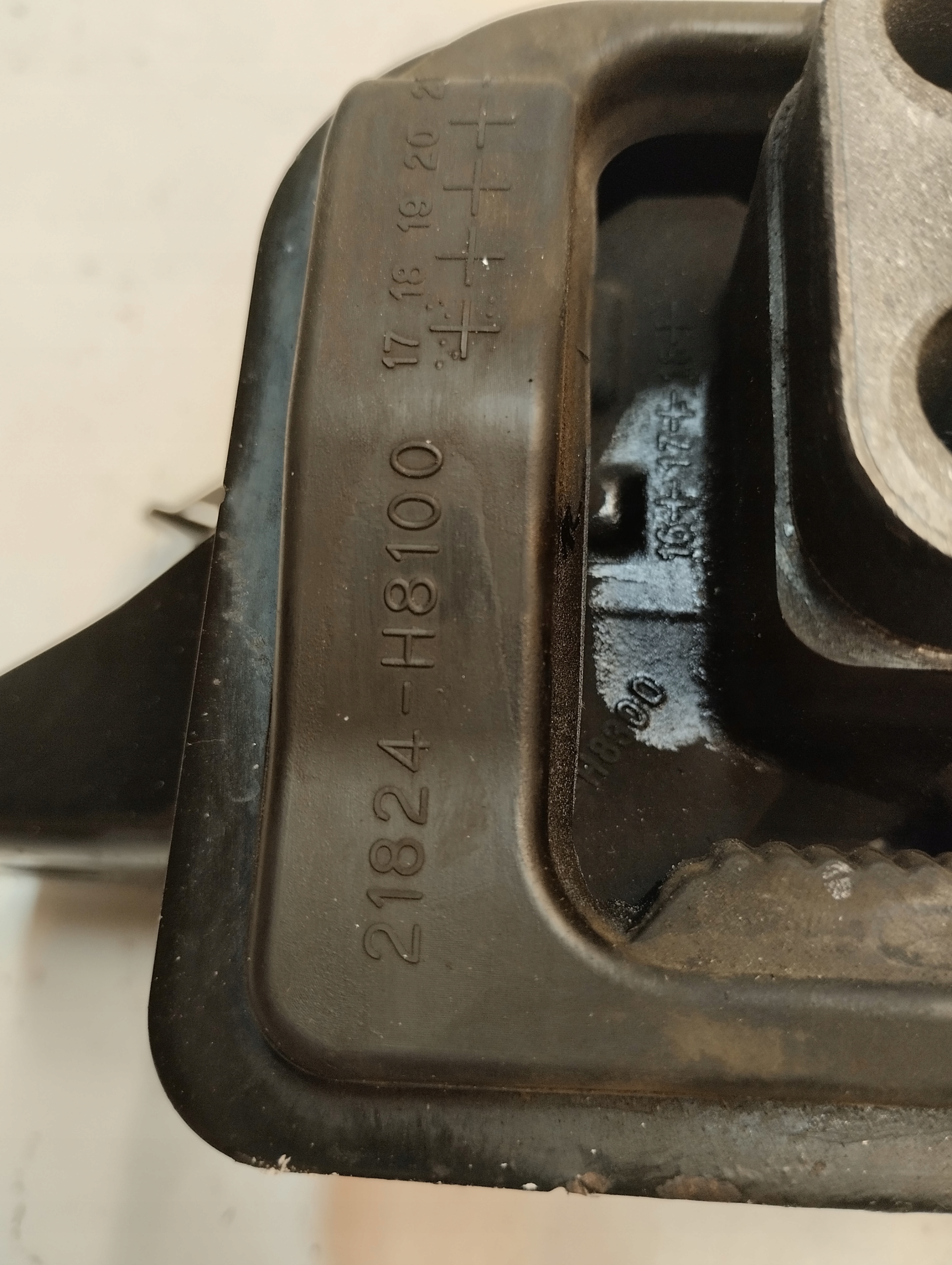 KIA STONIC supporto Supporti motore usato