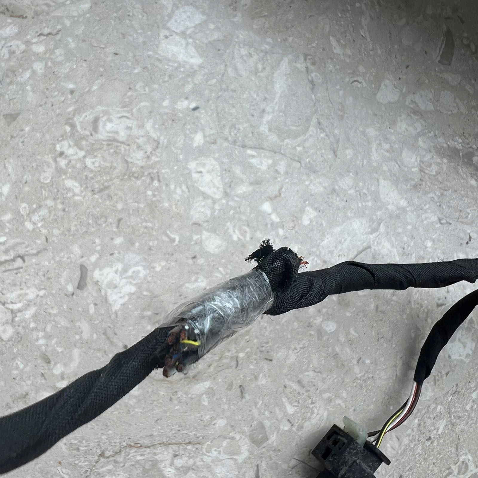 MERCEDES GLA II H247 AMG LIFT 23 bundle wiring front 6XPDC A2475403653